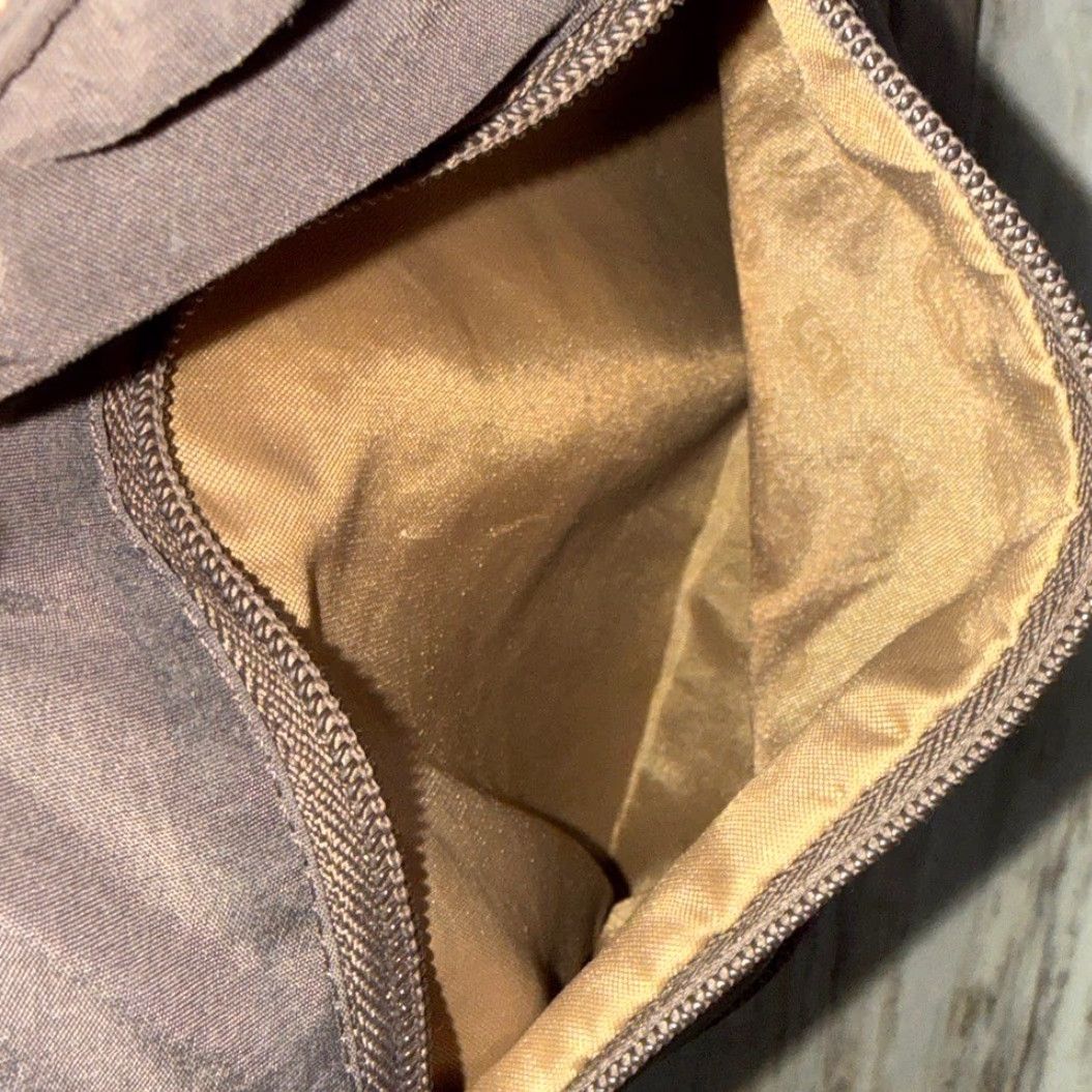 Vintage Lug Bag Purse Shoulder Parachute Large Brown Quilted 2 Handle Compartments Bag Purse Brown Lug Logo Inside Zippers Work Well Size ONE SIZE - 4 Thumbnail