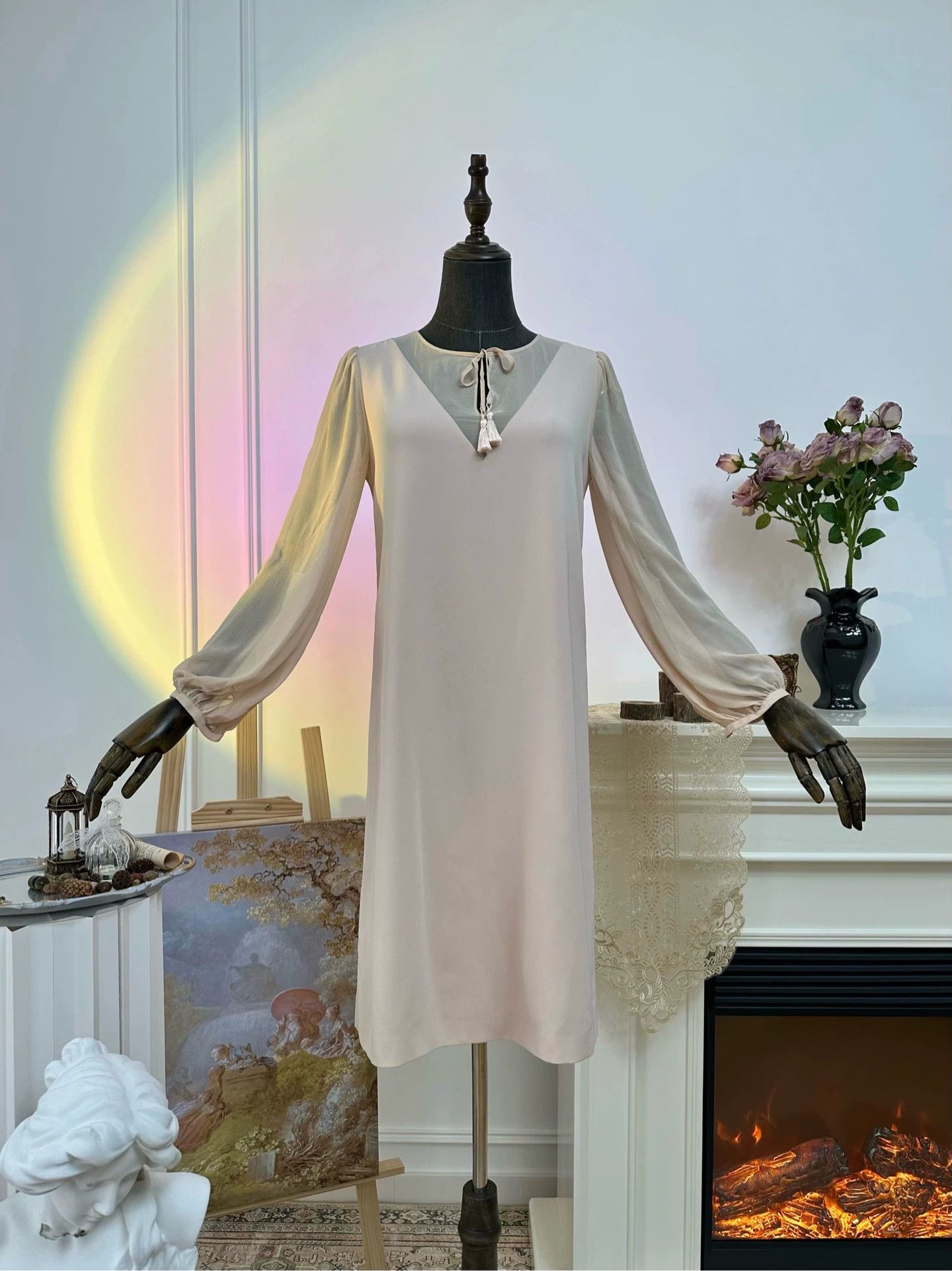 Max Mara MaxMara Studio Blush Silk V-neck Tie Puff Sleeve Dress Size M / US 6-8 / IT 42-44 - 1 Thumbnail