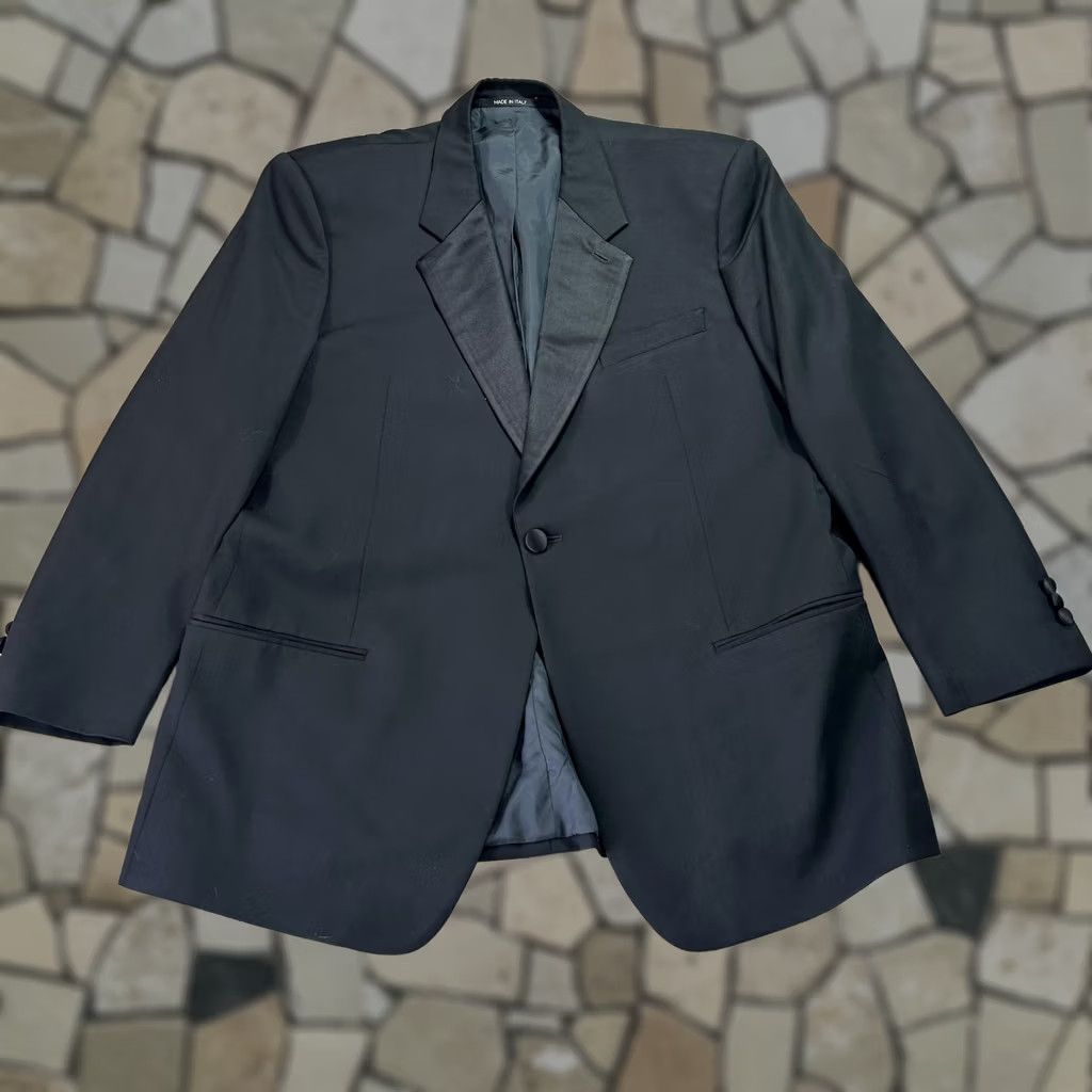 Armani Armani Collezioni Tuxedo Jacket Mens 44 Black Wool Shawl Lapel One-Button Regular Fit Italy Wool Tuxedo Casual Formal Wedding Mens Size 44R - 1 Thumbnail