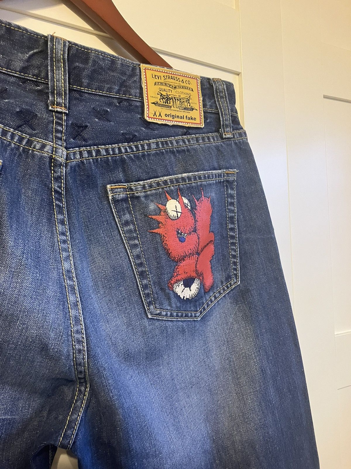 【奇跡の新品】Levi's × KAWS 105N-XX Denim Pants 奇跡の新品】Levi´s × KAWS 105N-XX Denim Pants