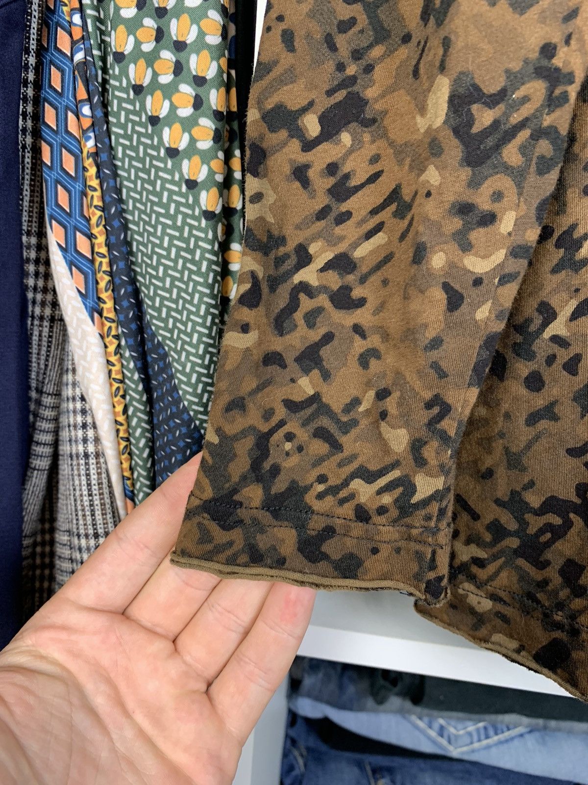Rundholz Rundholz Women's Camo Graphic Tunic – Long Sleeve Art Top Size S / US 4 / IT 40 - 21 Thumbnail