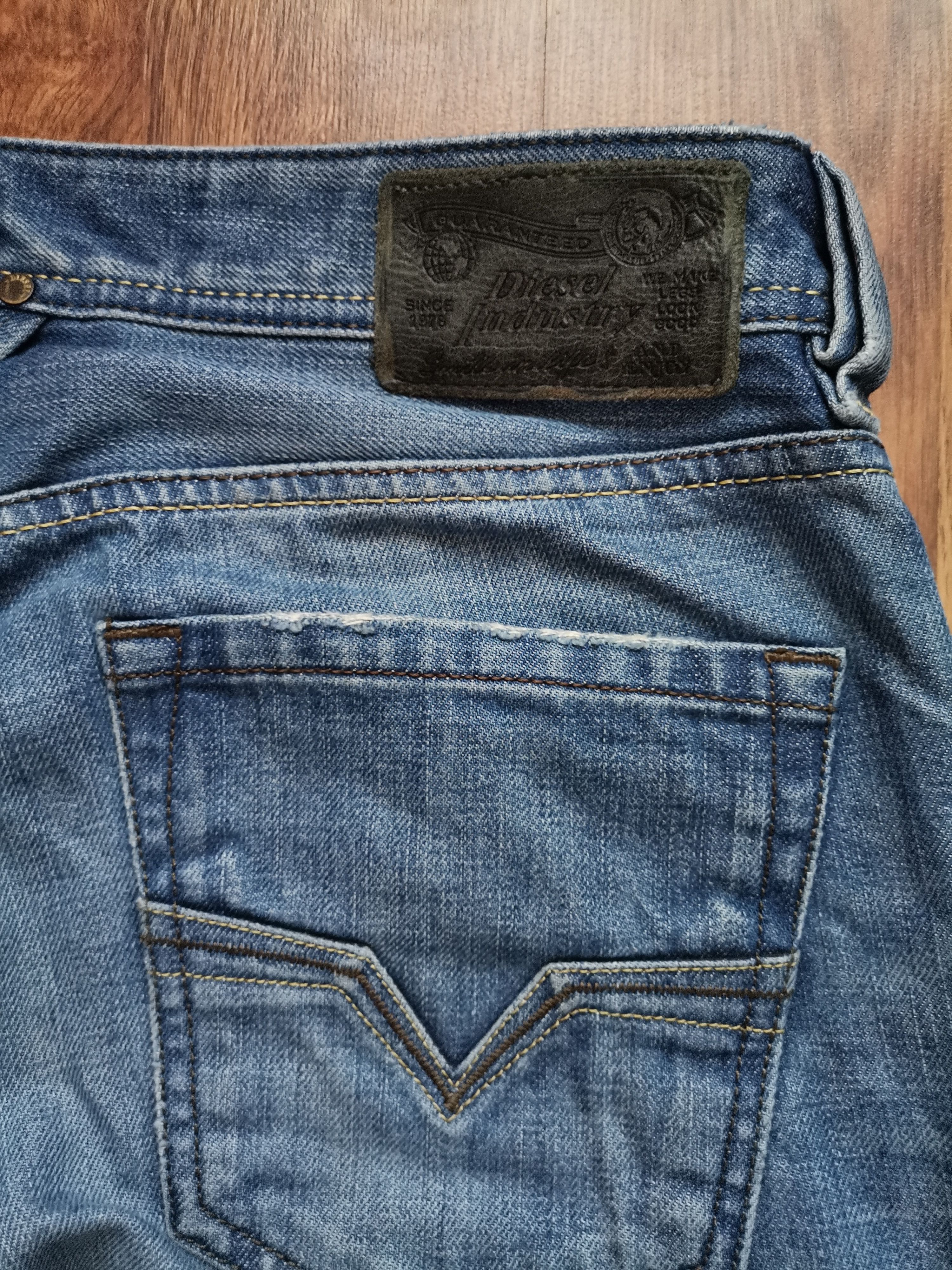 Diesel Diesel Larkee Distressed Jeans Size US 32 / EU 48 - 5 Thumbnail