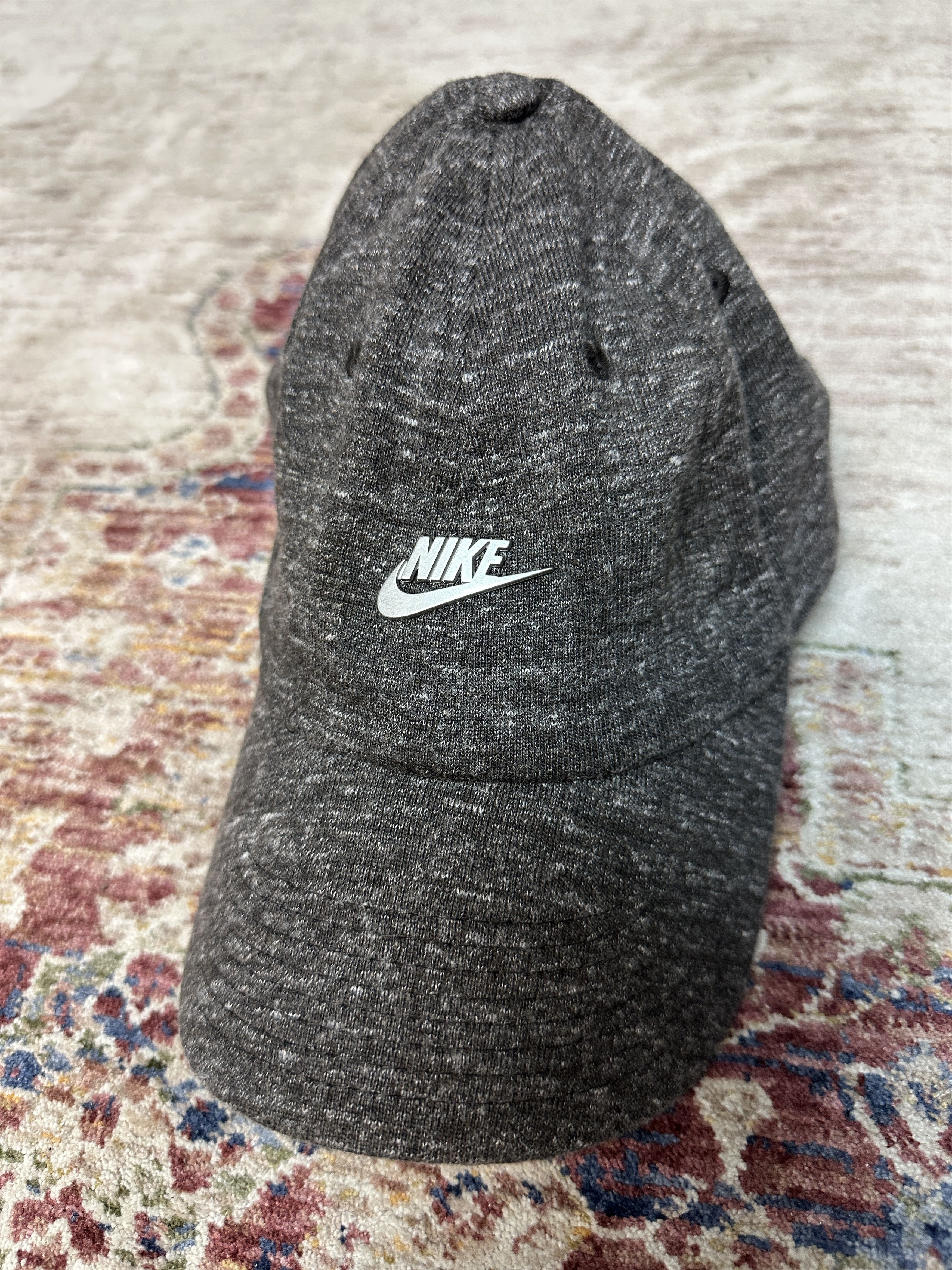 Nike Nike Men's Snapback Dark Gray Baseball Hat Size ONE SIZE - 1 Thumbnail