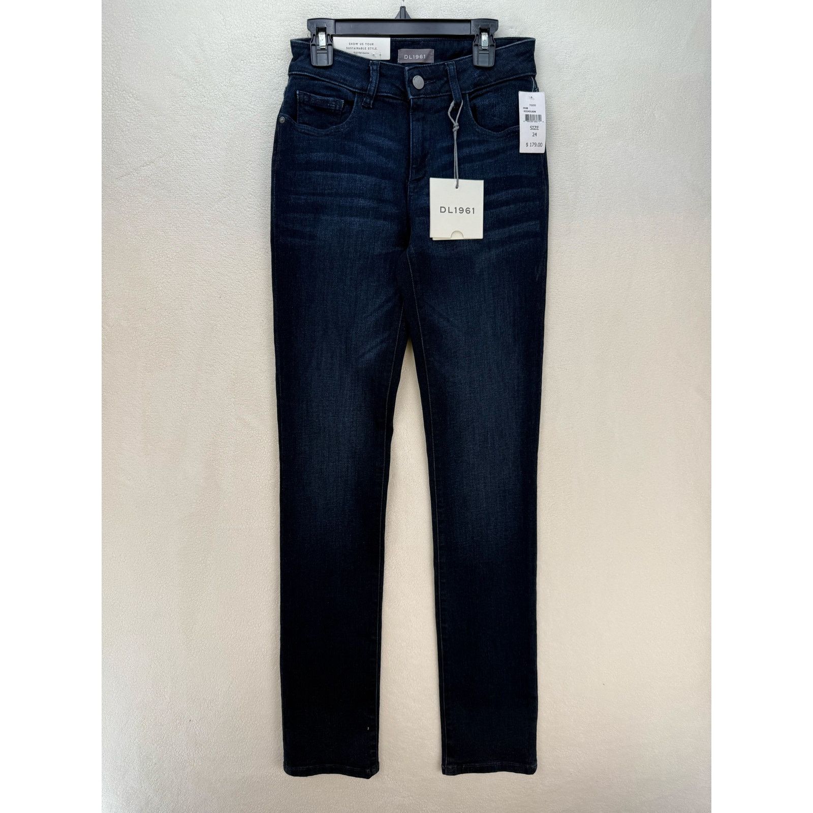 DL1961 WOMEN'S 24 COCO CURVY MID RISE STRAIGHT LEG JEANS