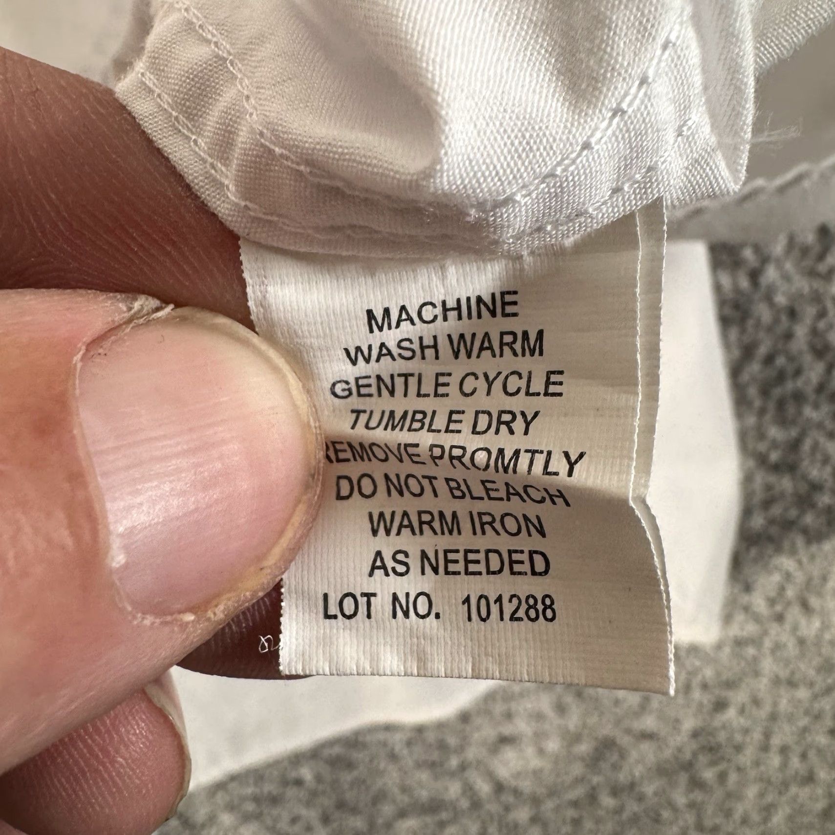 Vintage Falcon Bay Button Up Shirt Size 19 35/36 Big Classic Business Casual Minimalist Shirt Mens Big & Tall White Cotton-Blend Poplin Long Sleeve Size US XXL / EU 58 / 5 - 6 Thumbnail