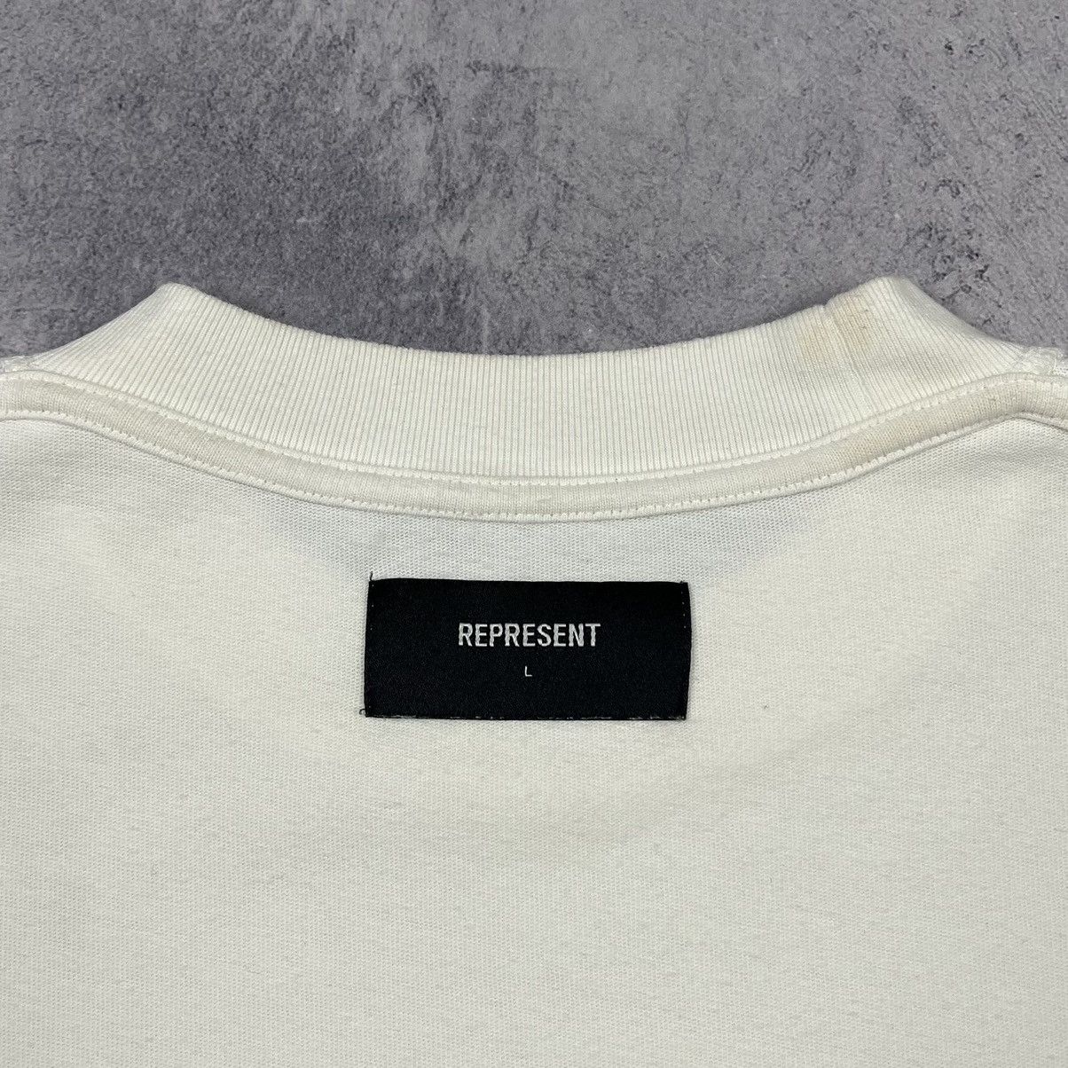 Represent Clo. Represent Clo. big logo oversize tee Size US L / EU 52-54 / 3 - 6 Thumbnail