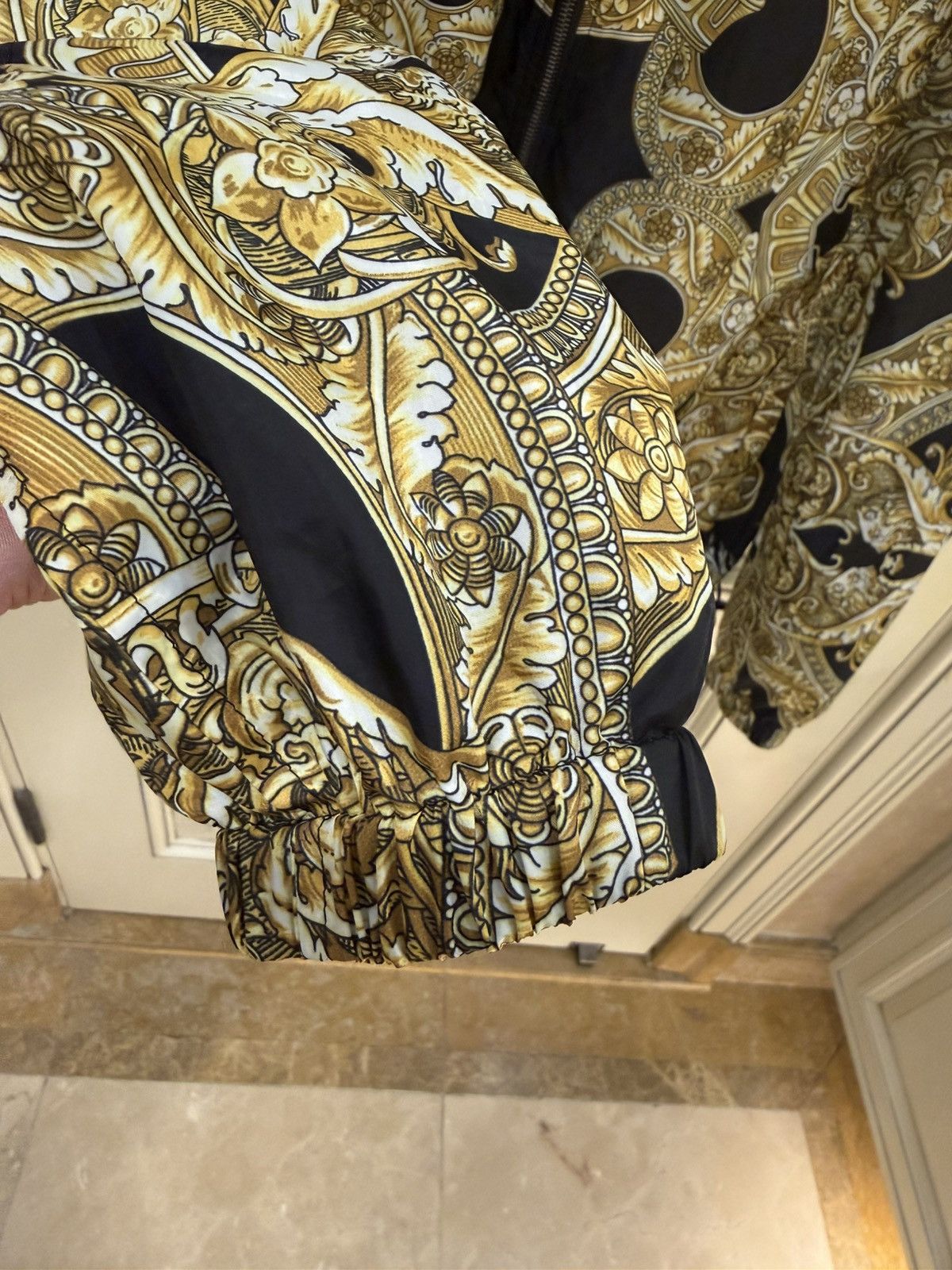 Versace Baroque print hooded jacket size48 Size US M / EU 48-50 / 2 - 8 Thumbnail