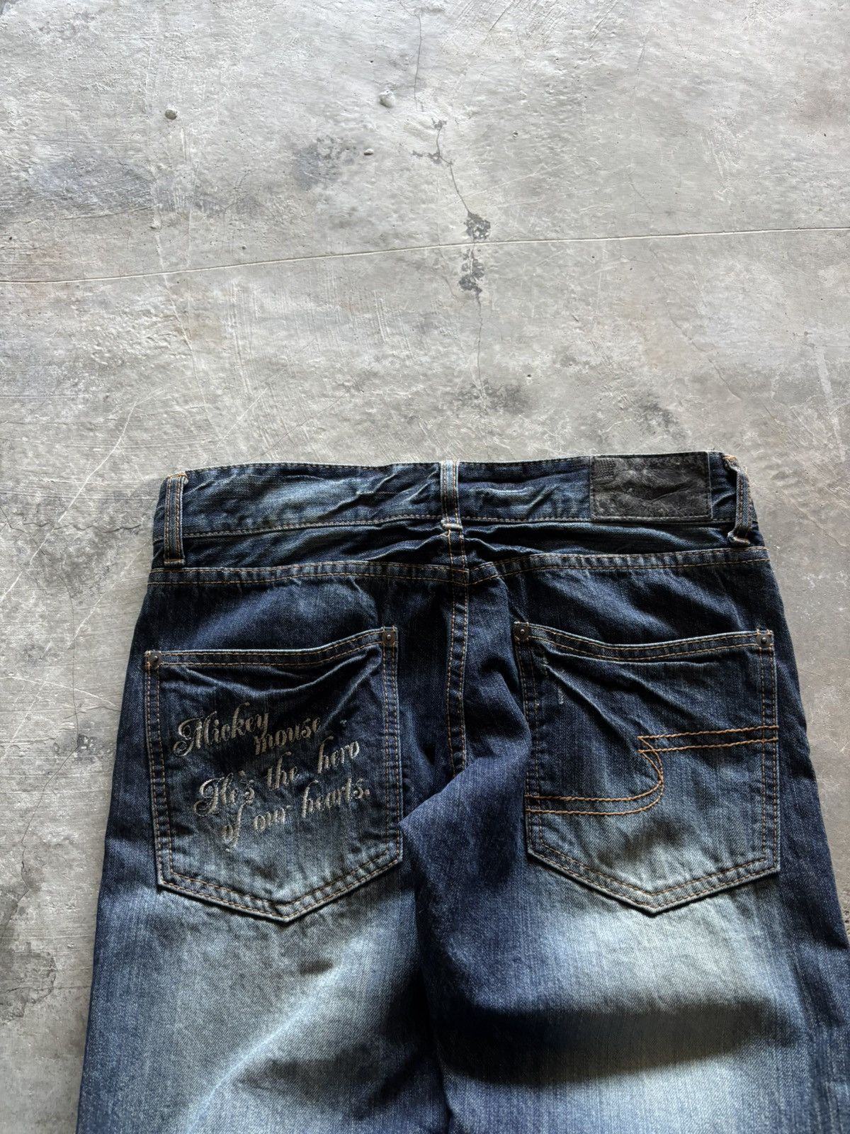 semanticdesign SEMANTIC DESIGN x DISNEY mickey whiskered wash japanese Size US 32 / EU 48 - 17 Thumbnail