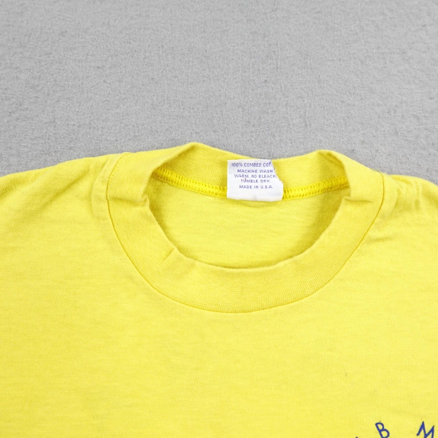 Vintage VINTAGE Crazy Shirts Club Maui Shirt Mens M Yellow Hawaii Surf Hawaiian 90s Shirt Mens Size US M / EU 48-50 / 2 - 2 Thumbnail