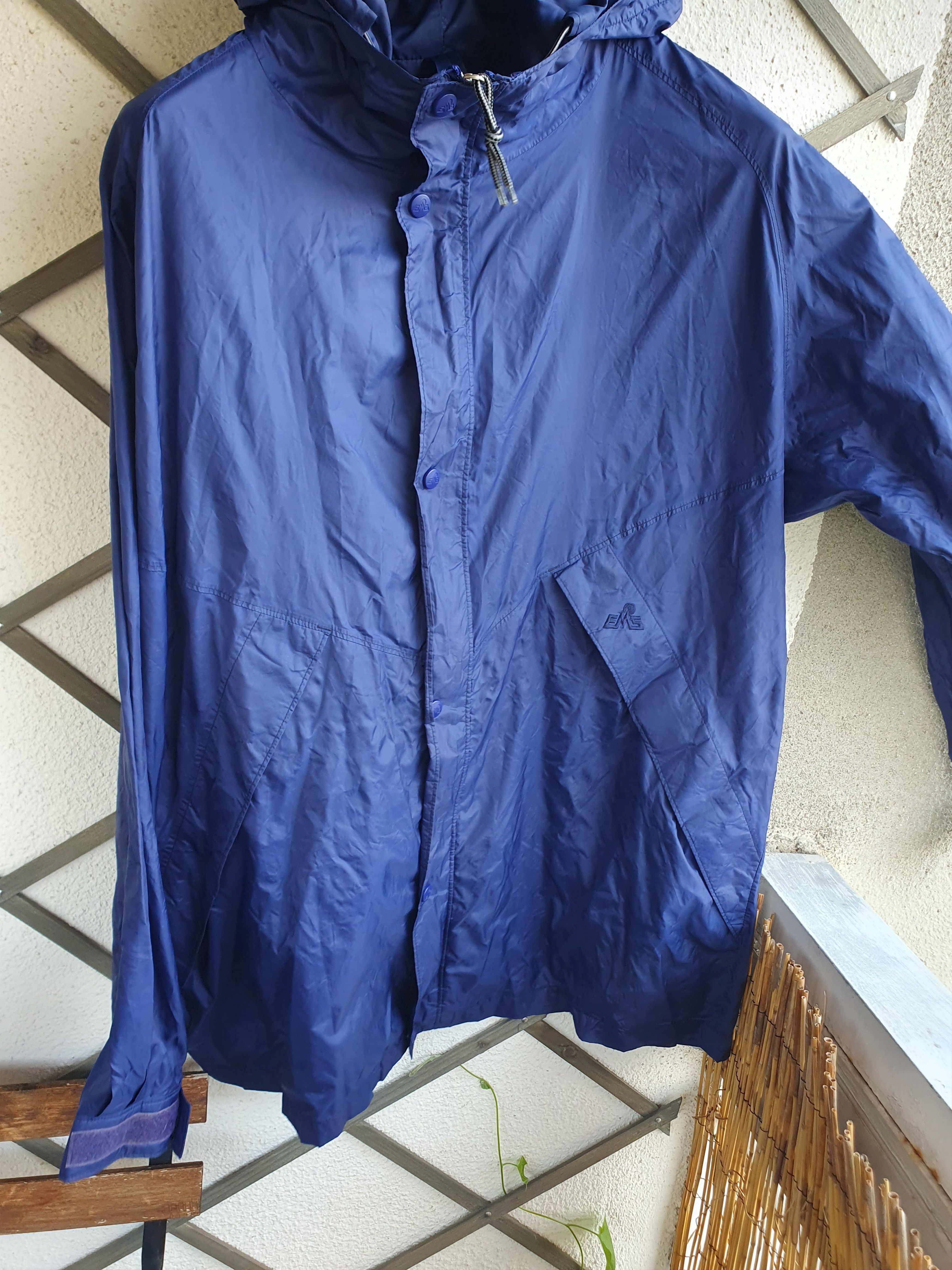 Eastern Mountain Sports Eastern Mountain Sports EMS Windbreaker Rain Jacket sz L Size US L / EU 52-54 / 3 - 1 Thumbnail
