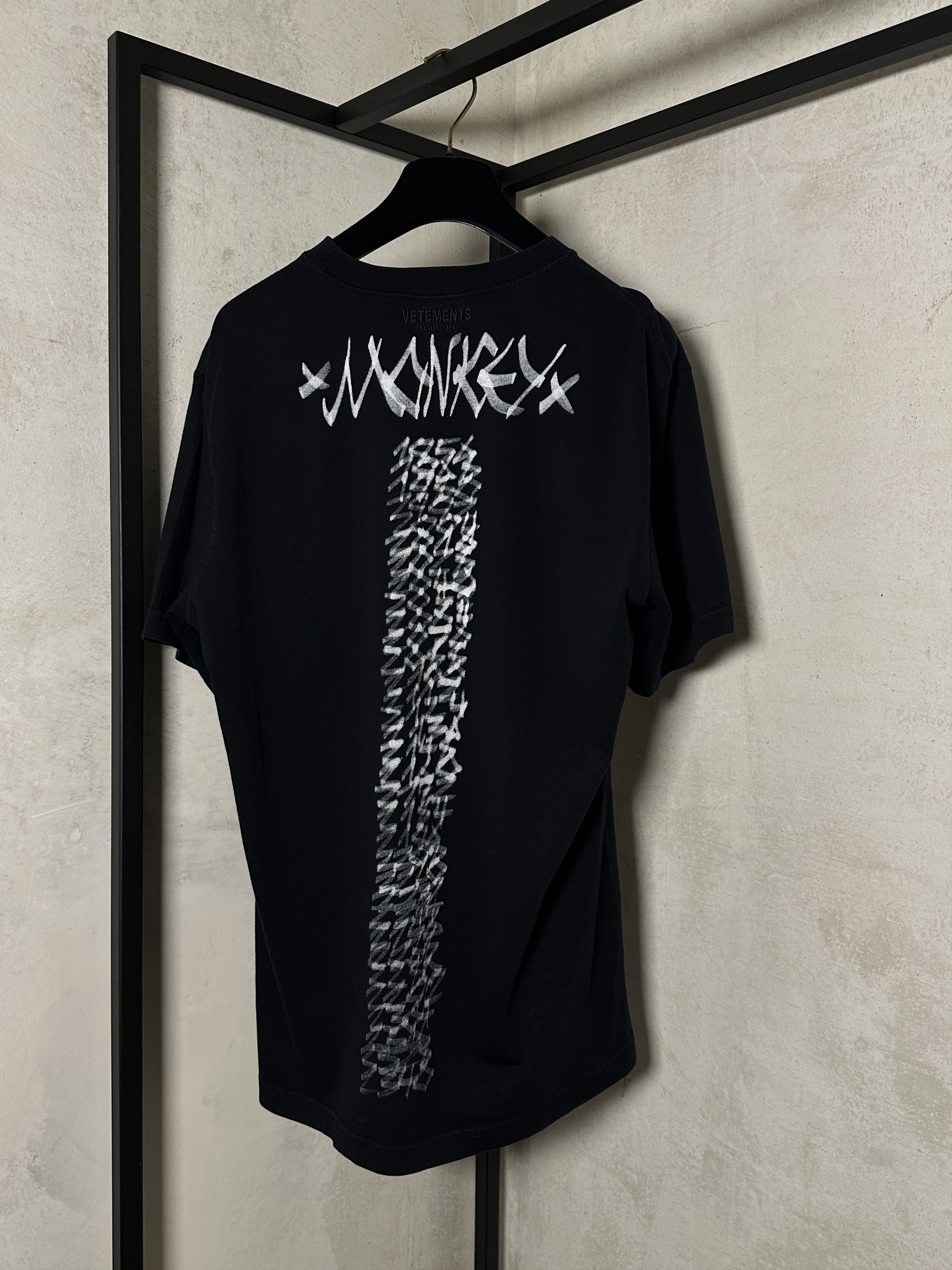 Vetements Vetements Black Monkey Chinese Zodiac T-Shirt Size US XXS / EU 40 - 3 Thumbnail