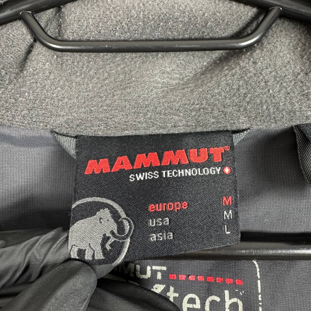 Mammut Mammut DryTech Waterproof Hooded Jacket Grey Mens Size M Size US M / EU 48-50 / 2 - 9 Thumbnail
