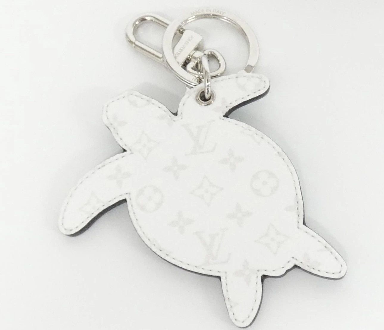Louis Vuitton Louis Vuitton Aquatics Bag Charm Size ONE SIZE - 2 Thumbnail