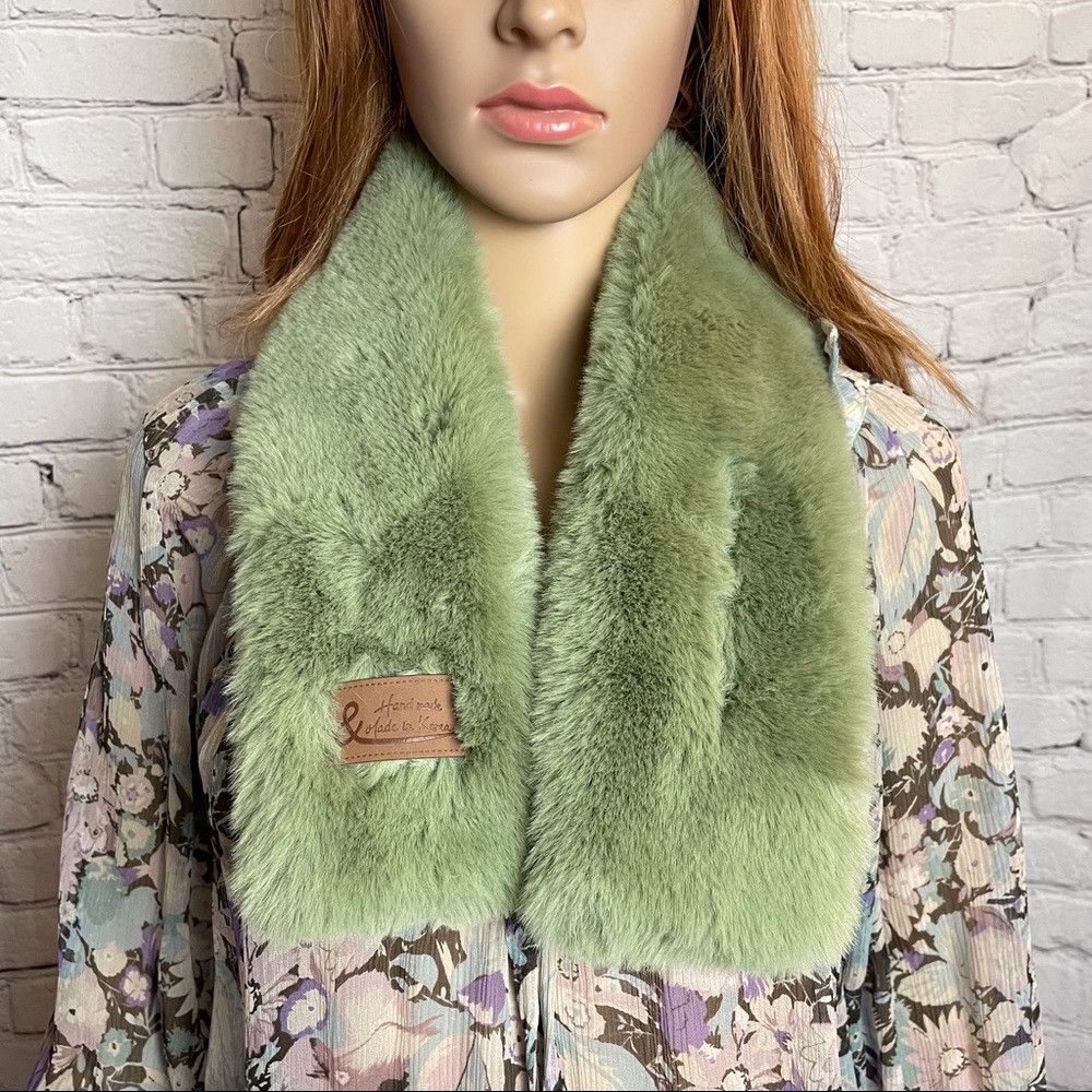 Other Green Fur Collar Scarf Neck Shrug Size ONE SIZE - 4 Thumbnail