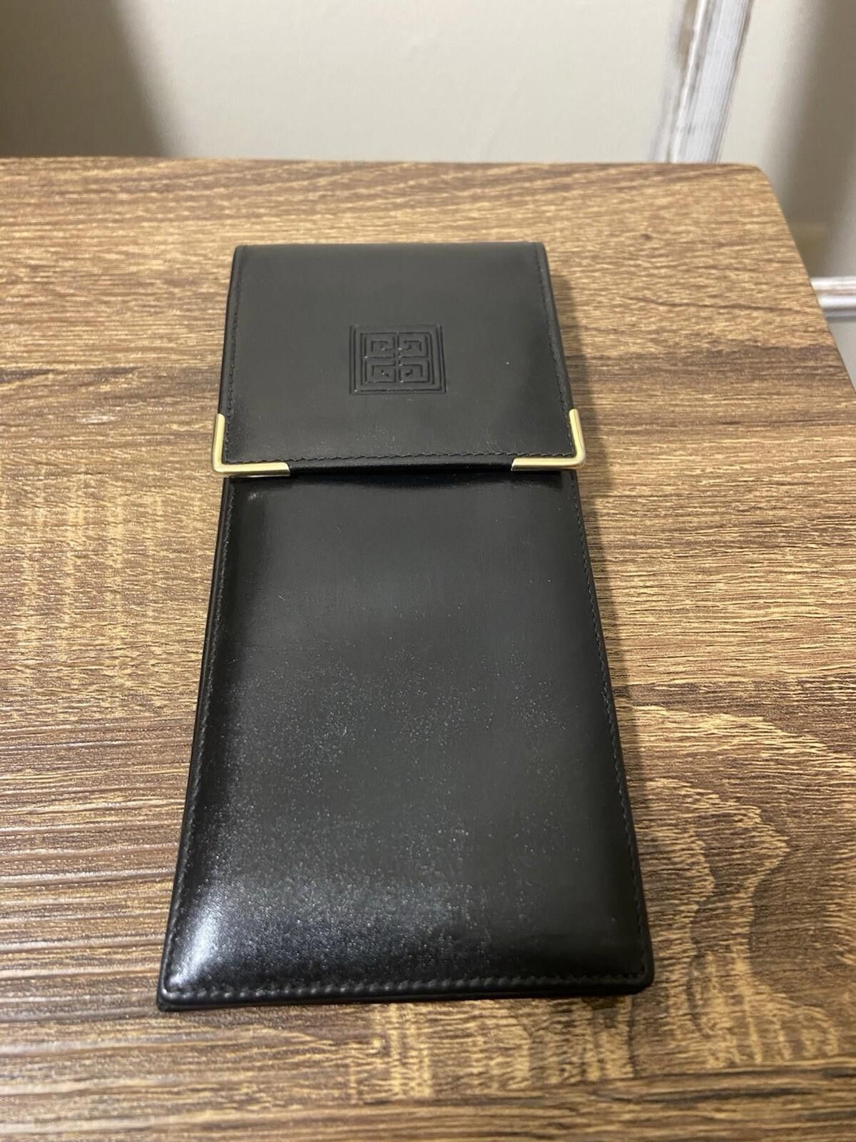 Givenchy Rare Givenchy soft black leather sunglasses case multipouch Size ONE SIZE - 2 Thumbnail