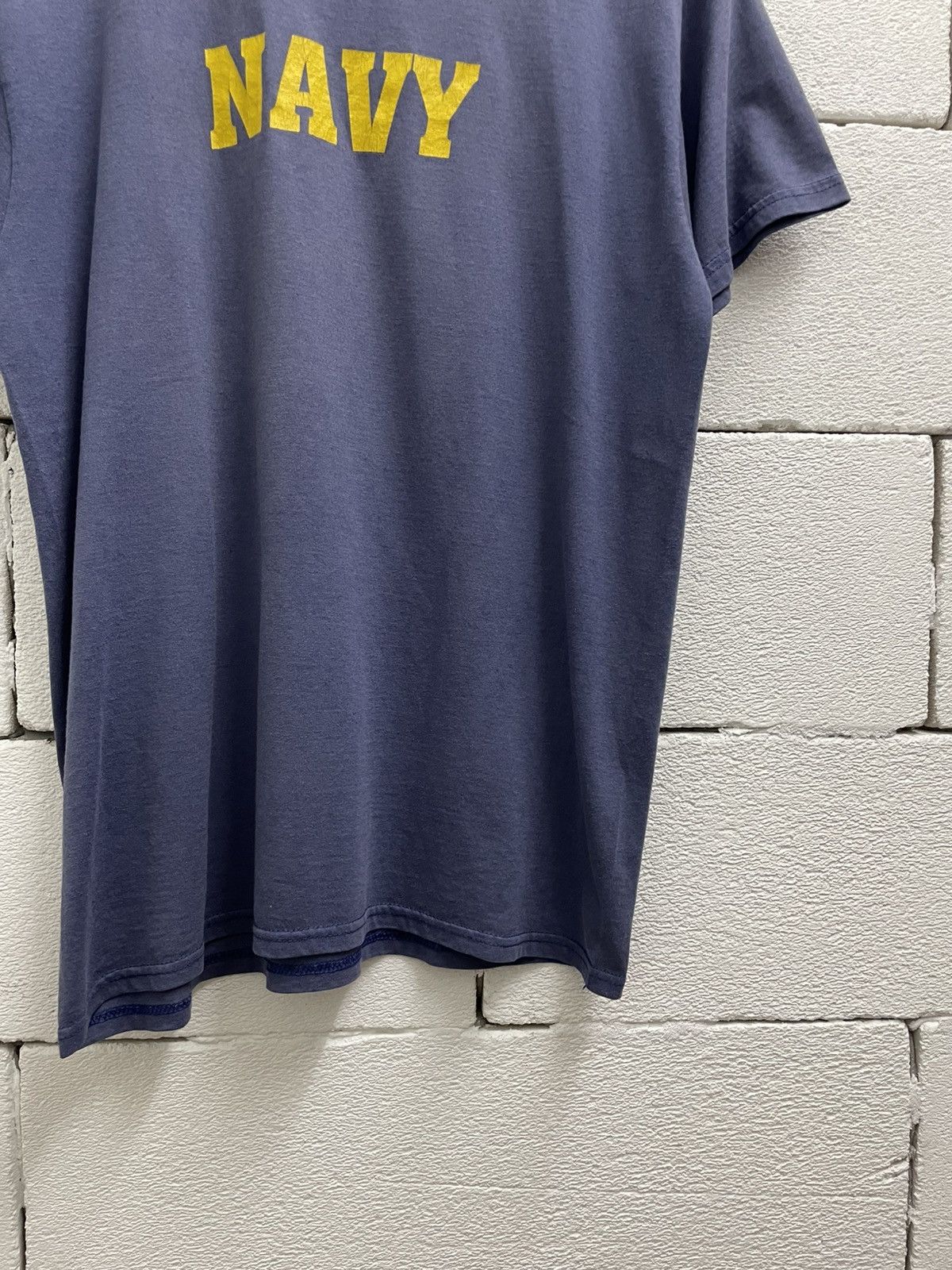 Vintage Vintage Navy Thrashed Sun Faded Distressed Shirt Grunge ERD Size US L / EU 52-54 / 3 - 3 Thumbnail