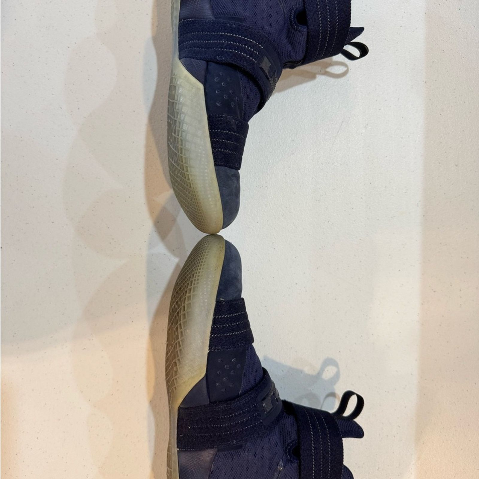Nike Nike LeBron Basketball Shoes w/ Velcro Straps & Suede Finish Size US 12 / EU 45 - 4 Thumbnail