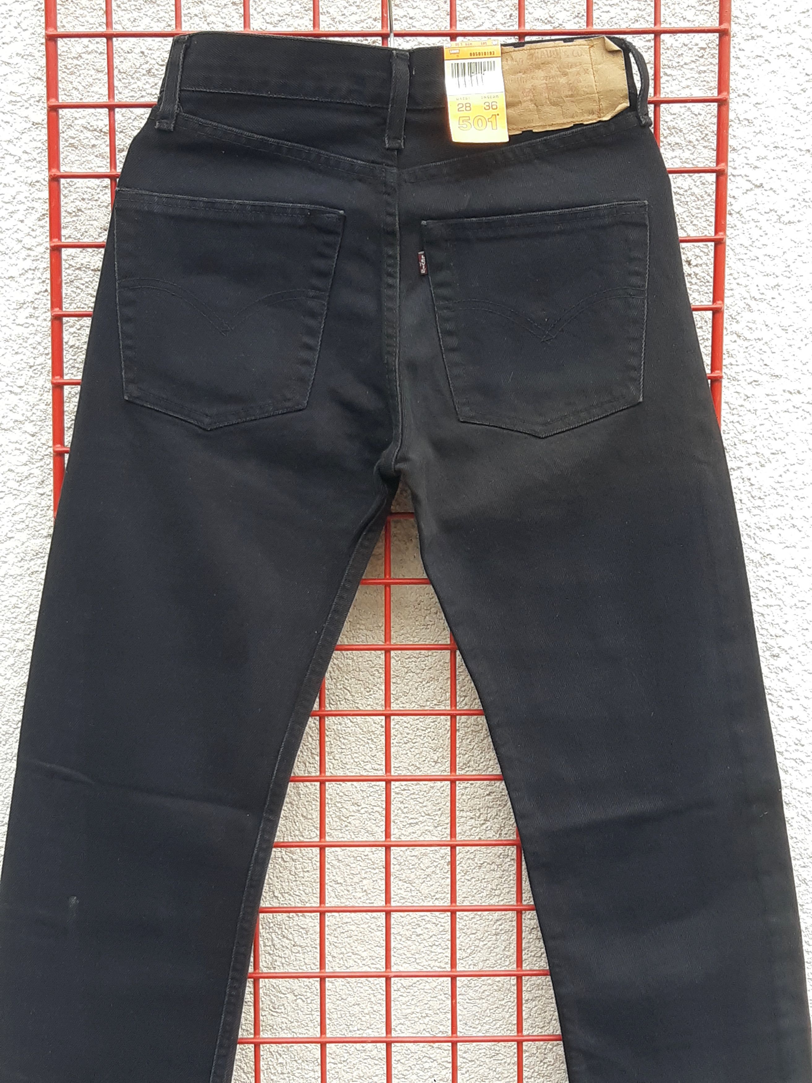 Levi's Vintage 90s LEVIS 501 Original Fit USA size W28/L36 NWT Size 28" / US 6 / IT 42 - 3 Thumbnail