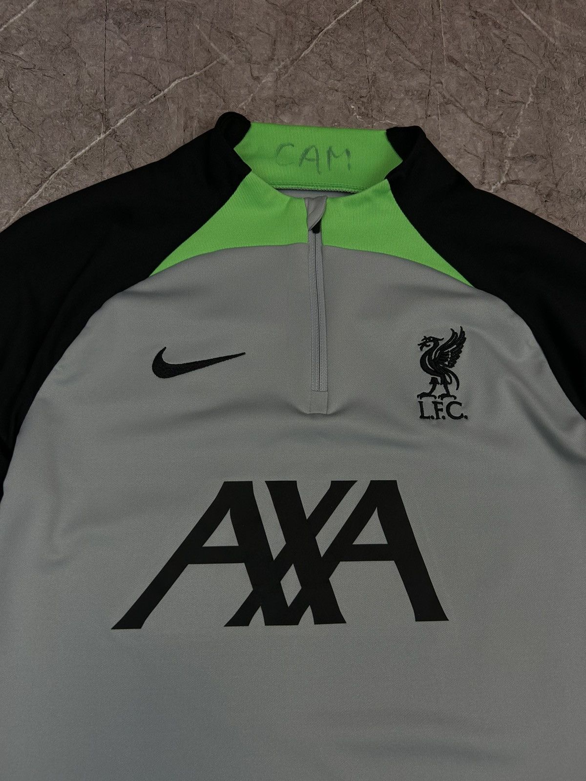 Nike Vintage Nike Liverpool soccer jacket size S logo sweatshirt Size US S / EU 44-46 / 1 - 3 Thumbnail