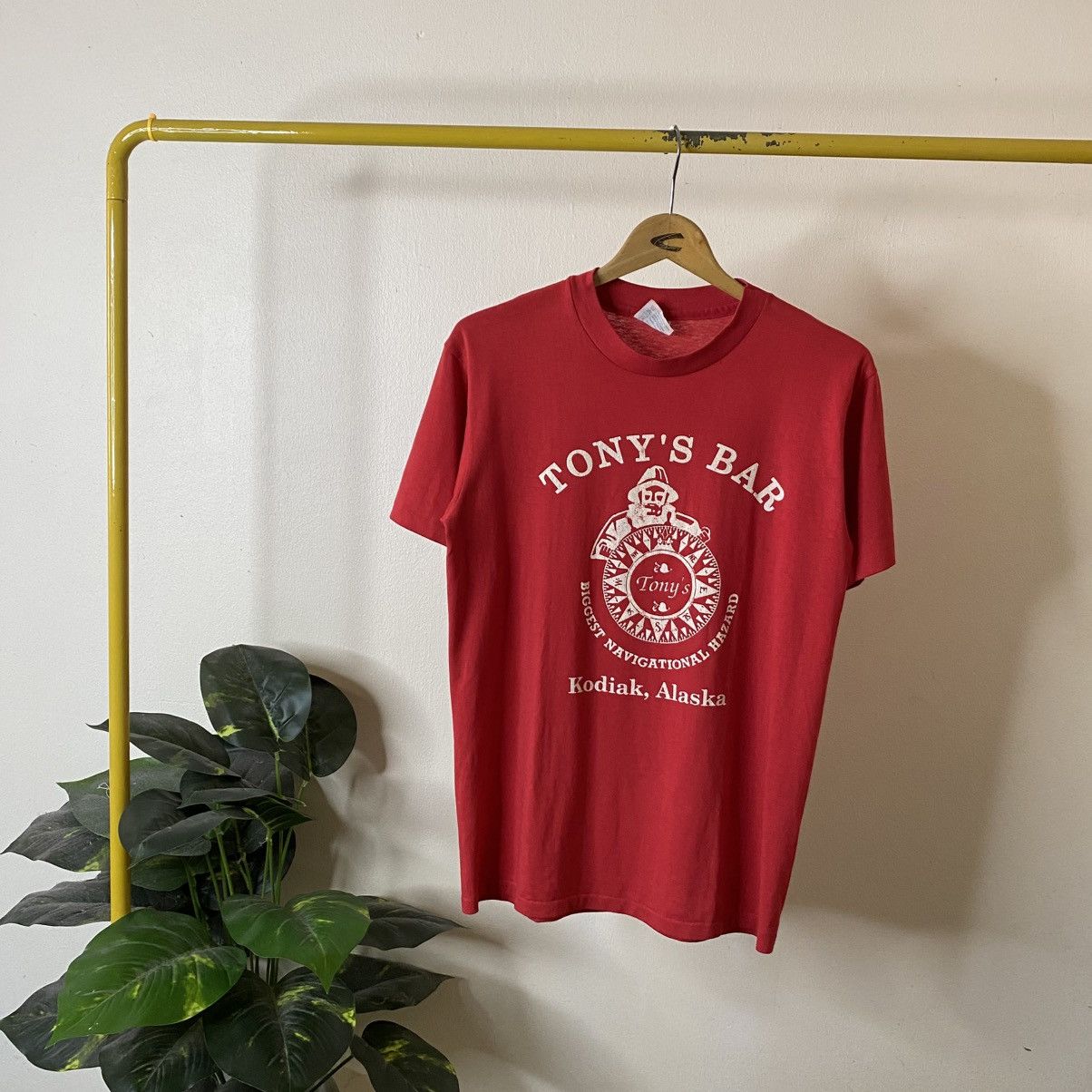 1980s Tony's Bar Kodiak Alaska Promo T Shirt Streetwear