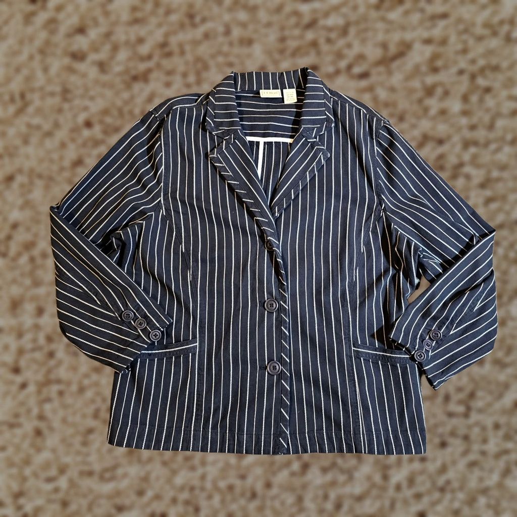 Vintage LL Bean Blazer Women 20 Blue White Striped 3 Button Classic Casual Career Plus Size Size 3XL / US 20-22 - 1 Thumbnail
