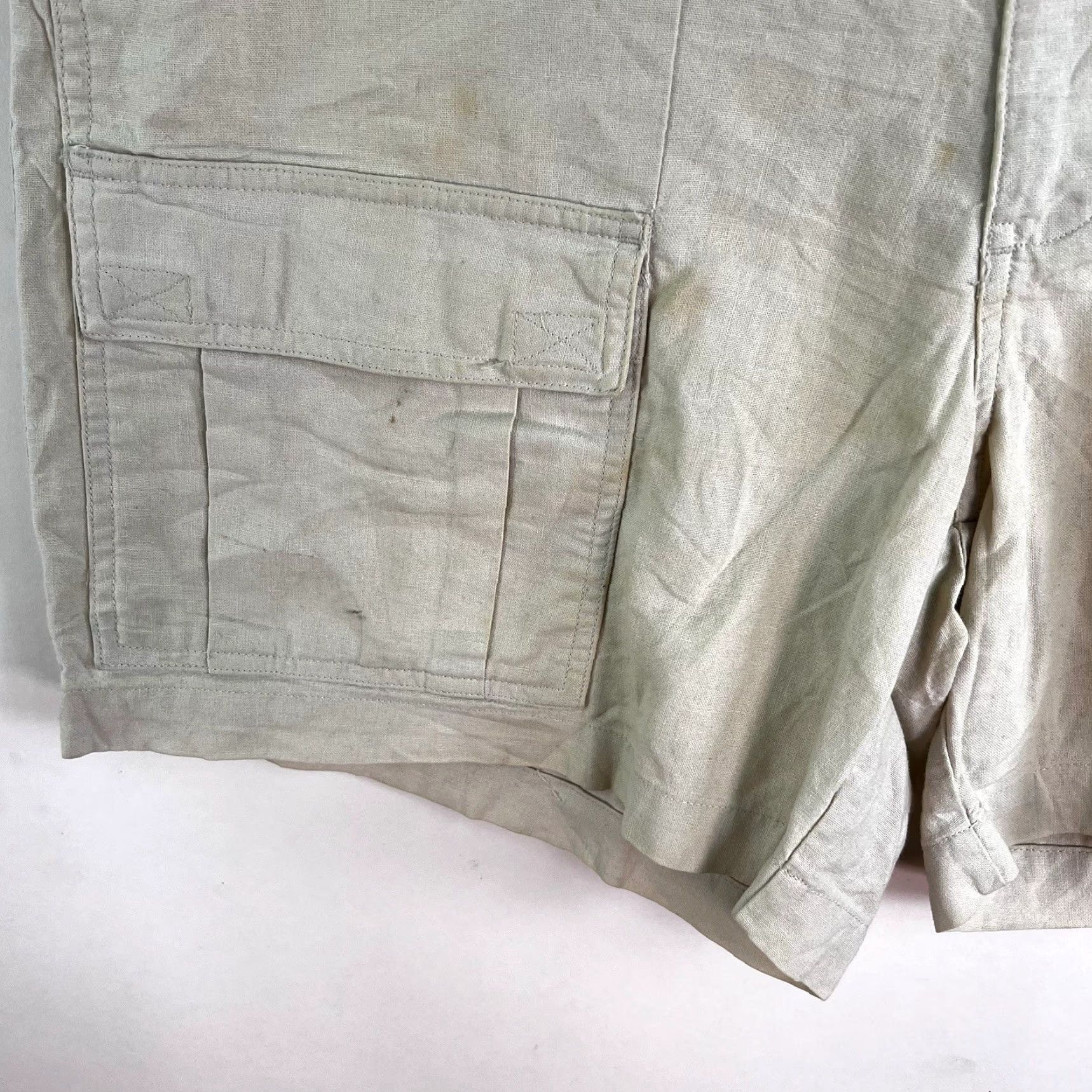 Vintage Savlle Row Casual Bermuda Shorts Mens Size 36 Beige 7-Inch Inseam Classic Fit Outdoor Travel Size US 36 / EU 52 - 3 Thumbnail