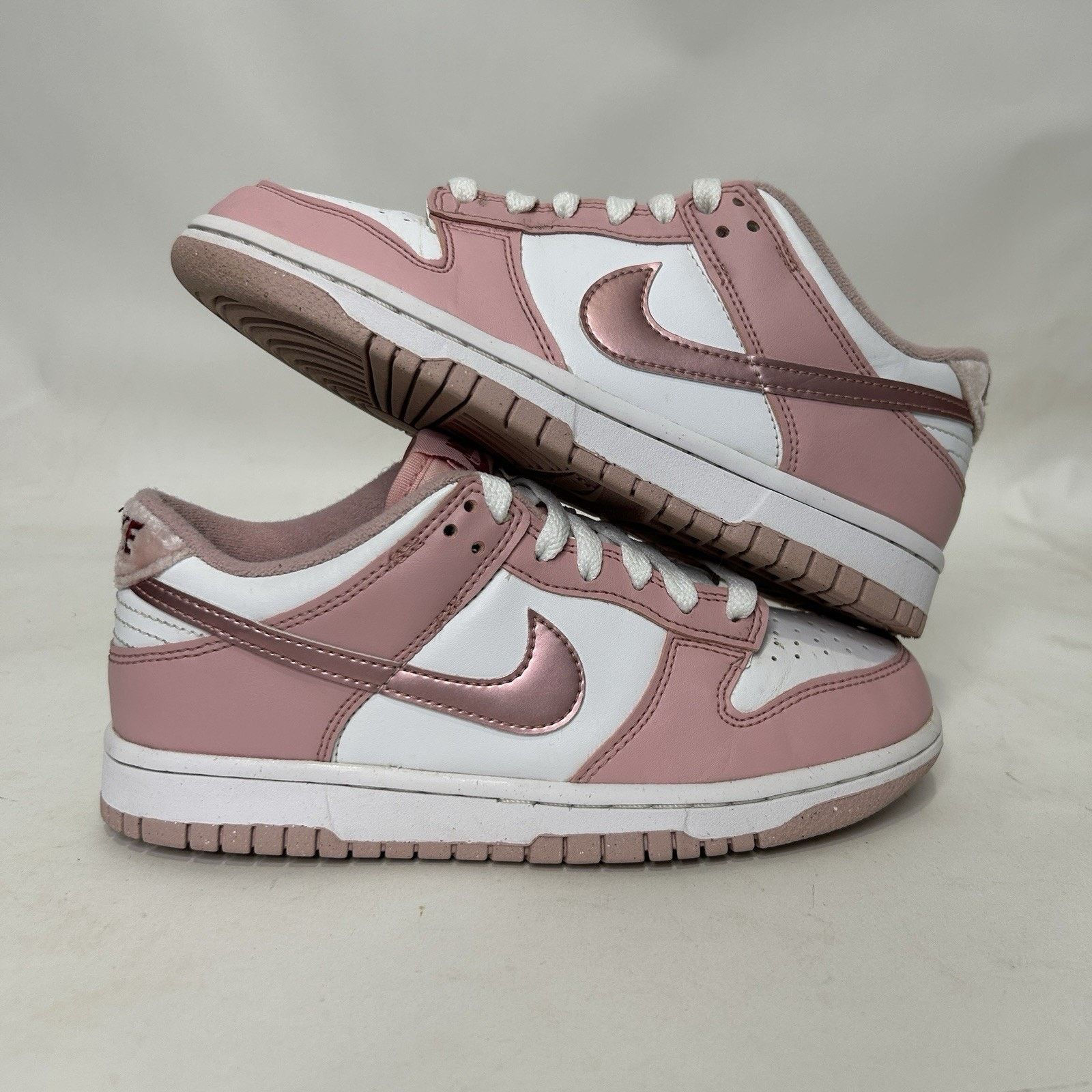 Nike Nike Dunk Low GS “Pink Velvet White” Size US 6.5 / IT 36.5 - 1 Thumbnail