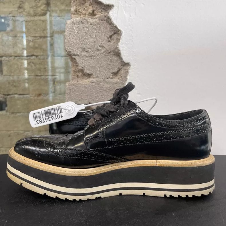 Prada Prada Platform Shoes Size 35.5-2506 Size US 6 / IT 36 - 5 Thumbnail