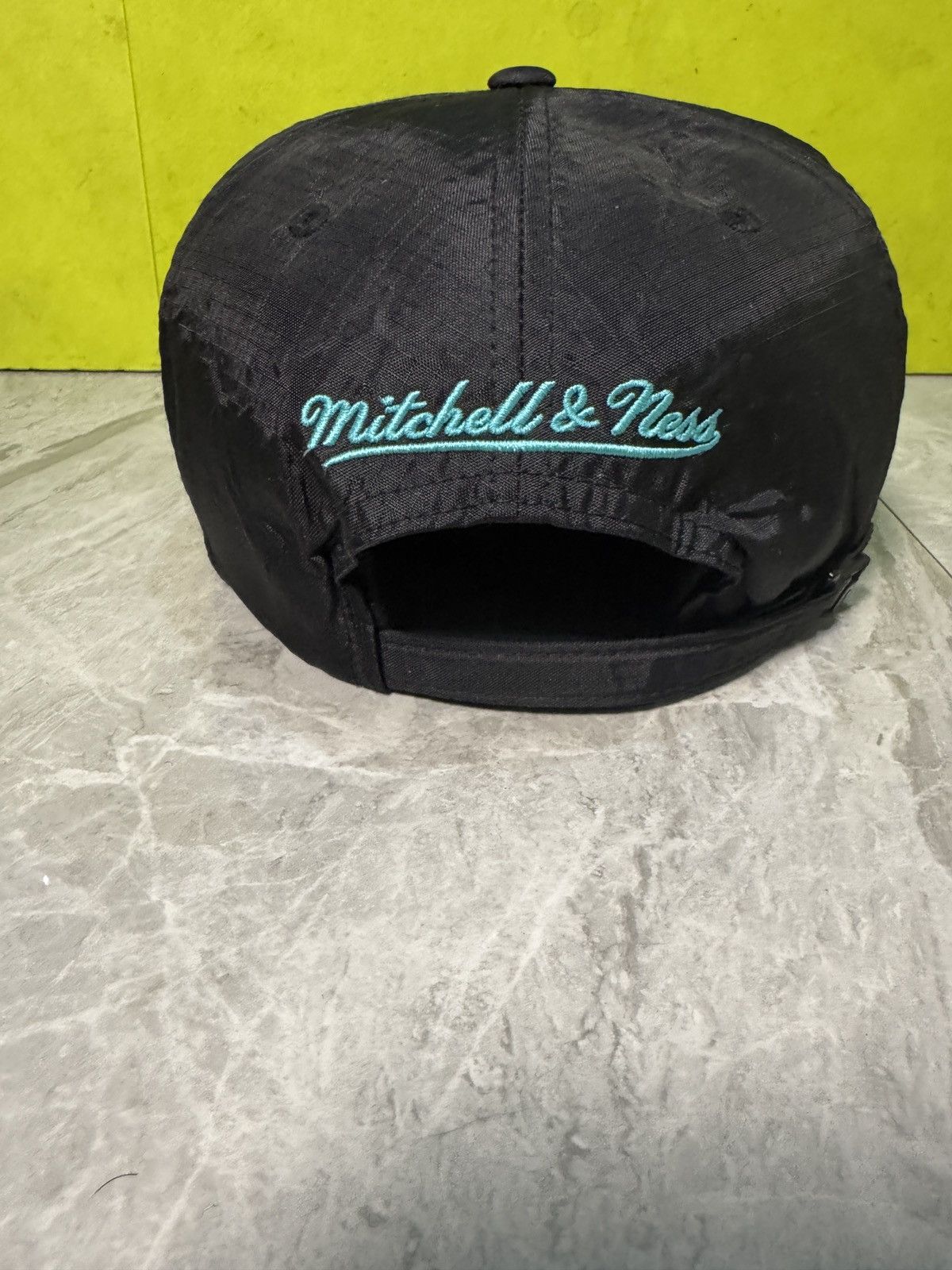 Mitchell & Ness Vintage Mitchell & Ness x Grizzlies Size ONE SIZE - 3 Thumbnail
