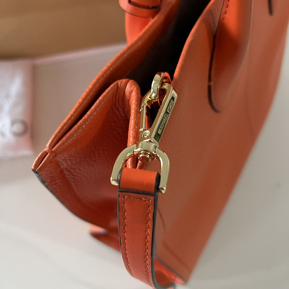 Michael Kors Authentic Micheal kors mirella leather tote bag Size ONE SIZE - 6 Thumbnail