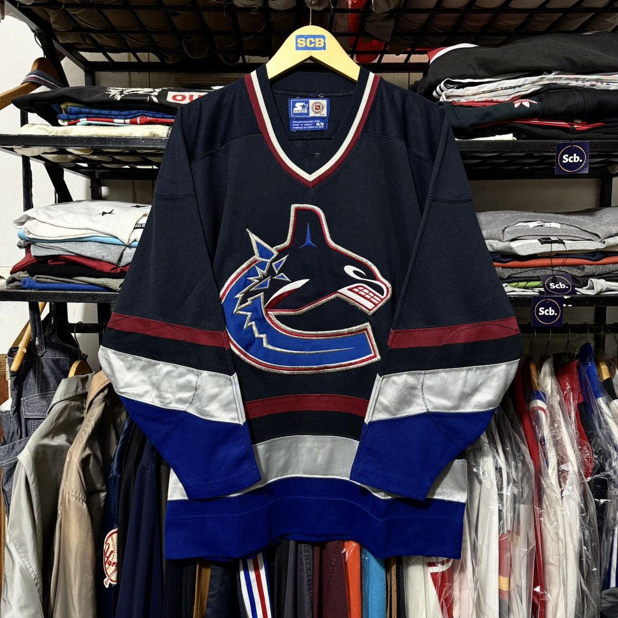 Starter Vintage nhl starter vancouver canucks hockey jersey Size US M / EU 48-50 / 2 - 7 Thumbnail