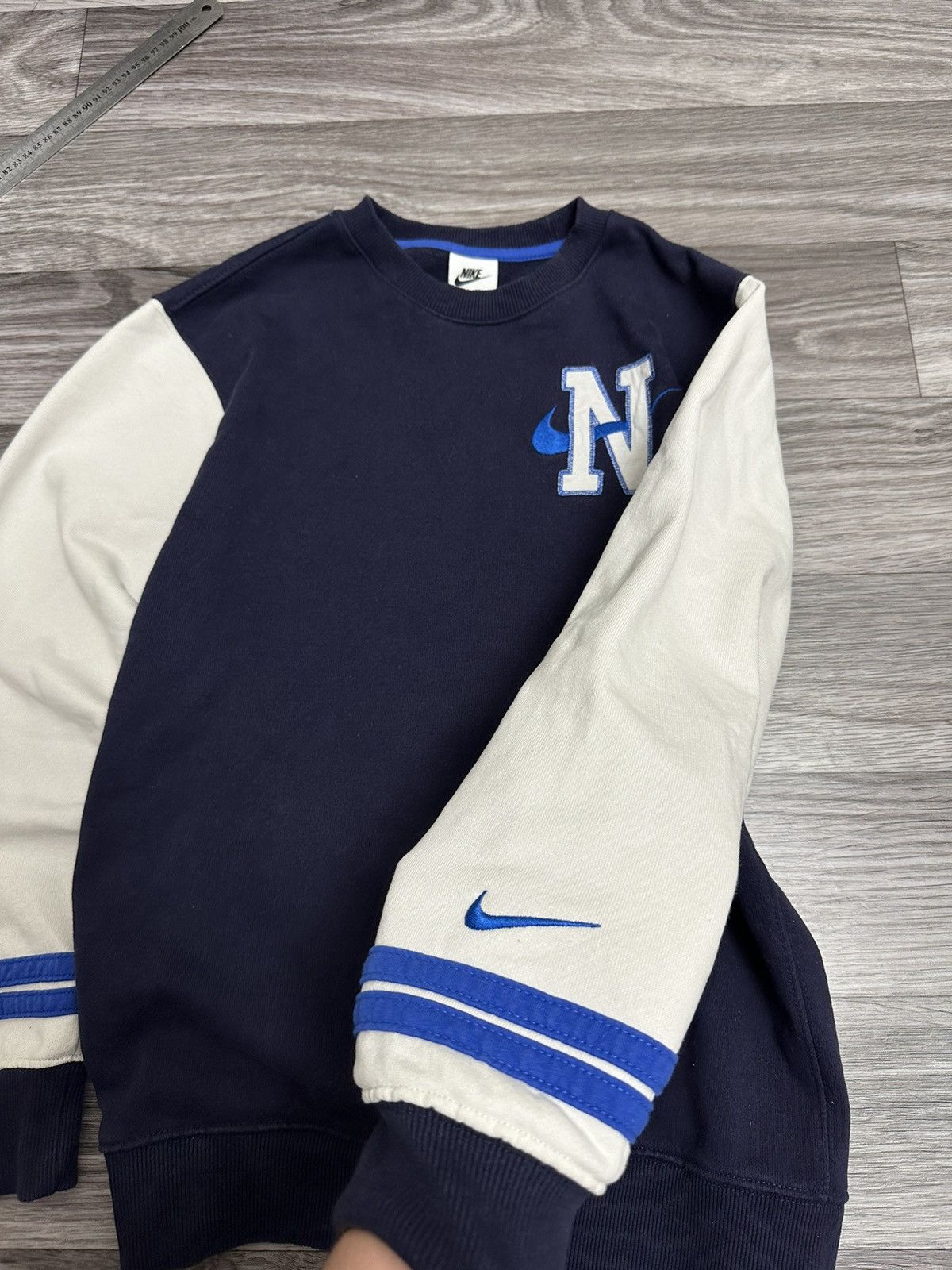 Nike NIKE RETRO STYLE SWOOSH LOGO Y2K 90’S CREWNECK COLLEGE CYBER Size US S / EU 44-46 / 1 - 4 Thumbnail