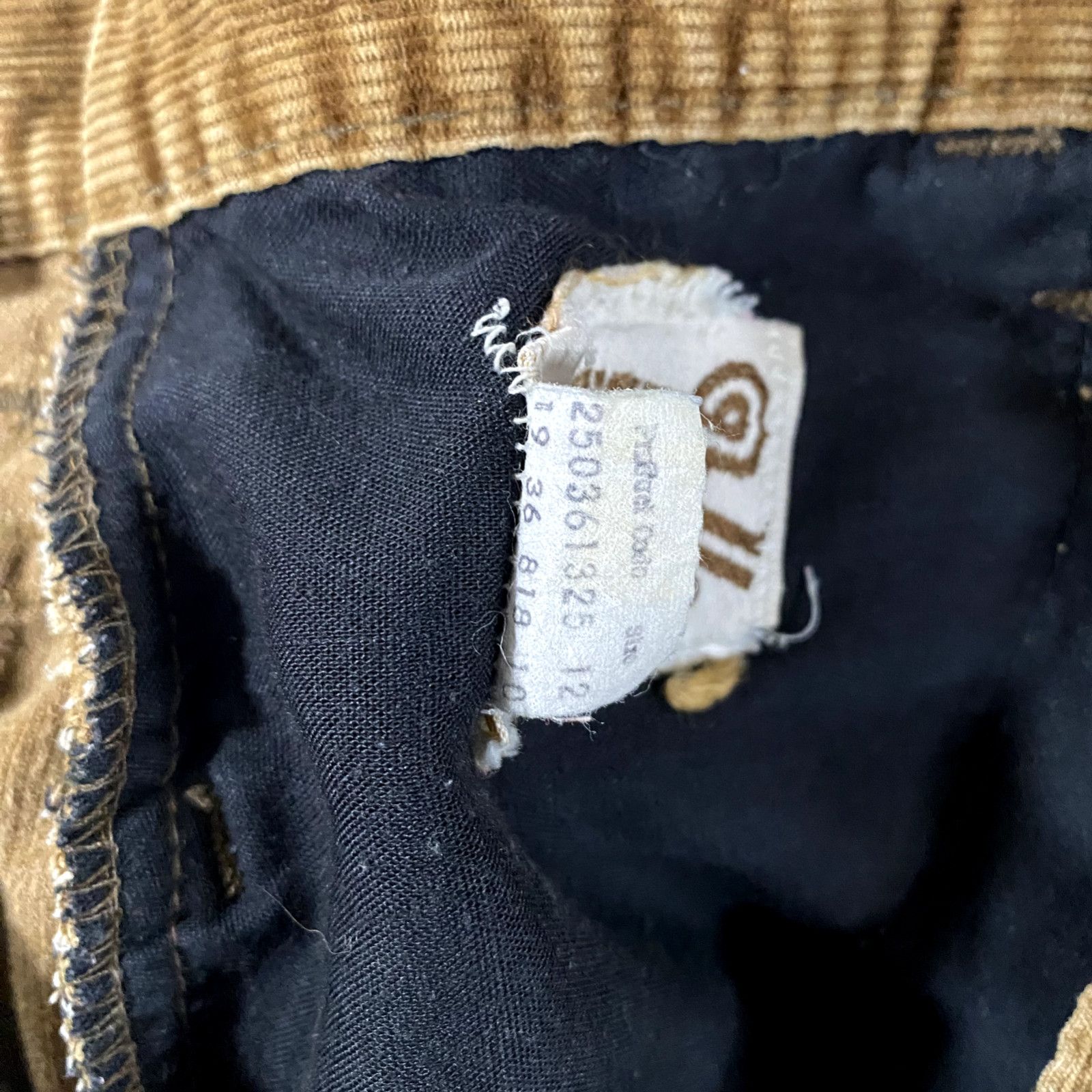 Levi's Vtg 70s Levis MF Corduroy Distressed Brown Tab Pants Mens 12 Size US 28 / EU 44 - 8 Thumbnail