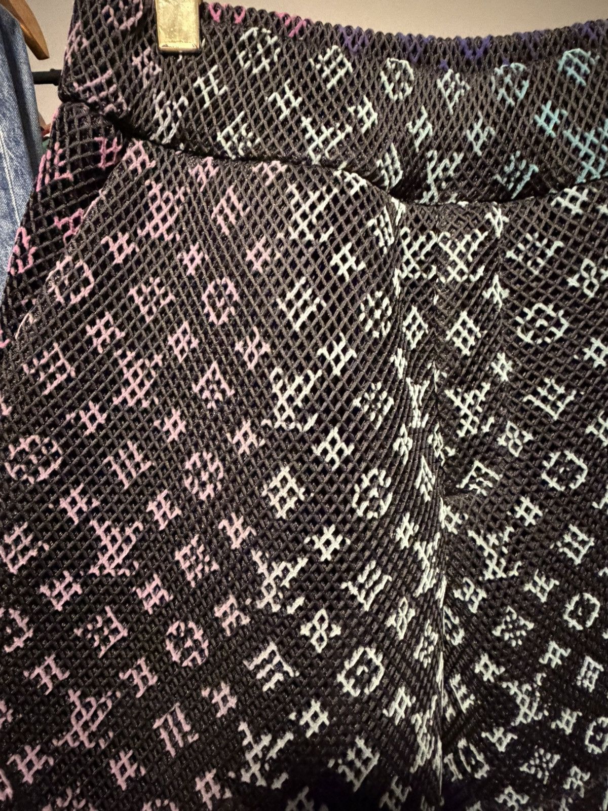 Louis Vuitton Louis Vuitton X Virgil Abloh - Rainbow Multicolor Mesh Short Size US 32 / EU 48 - 3 Thumbnail