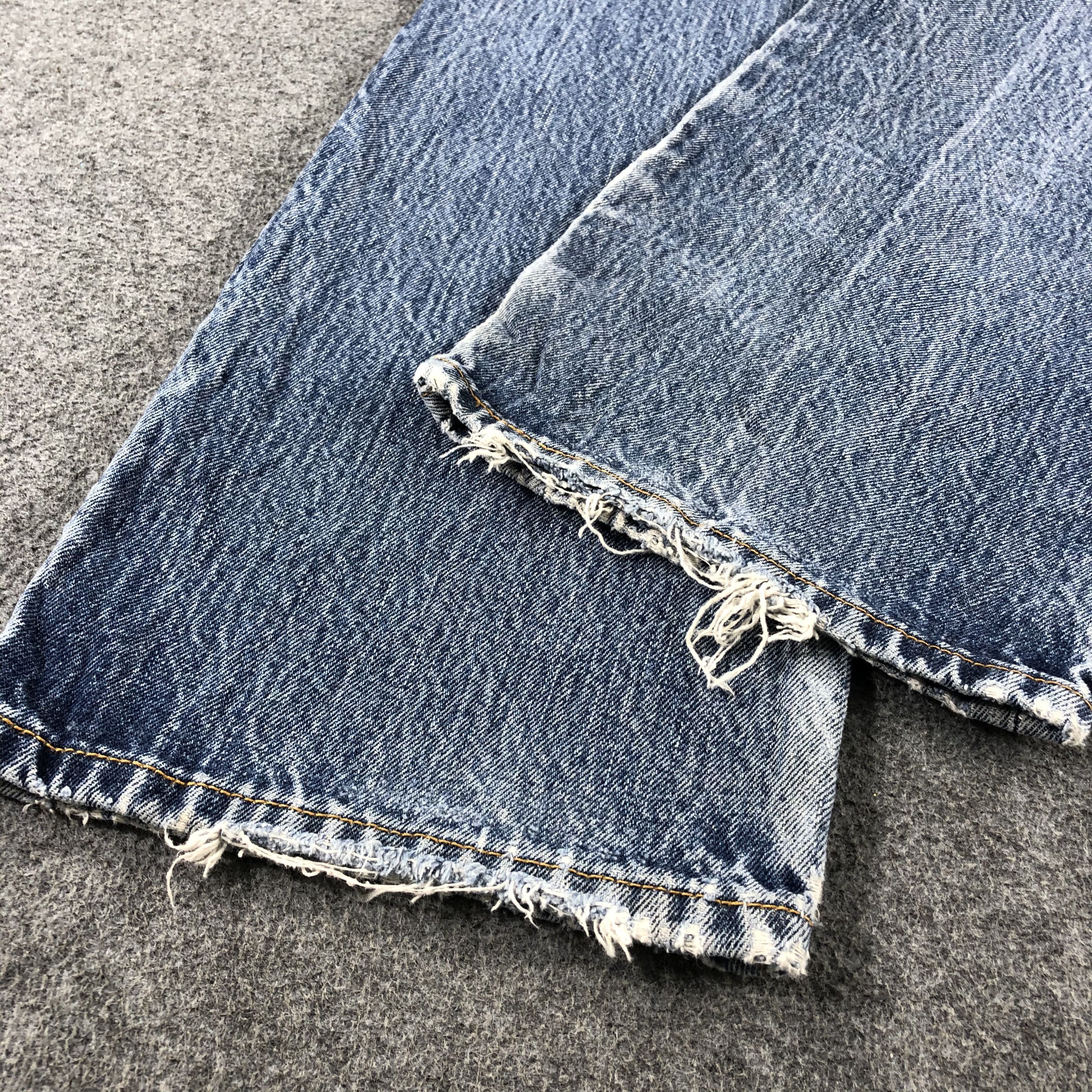 Levi's Vintage Blue Wash Levis 501 Jeans-J2399 Size US 34 / EU 50 - 6 Thumbnail