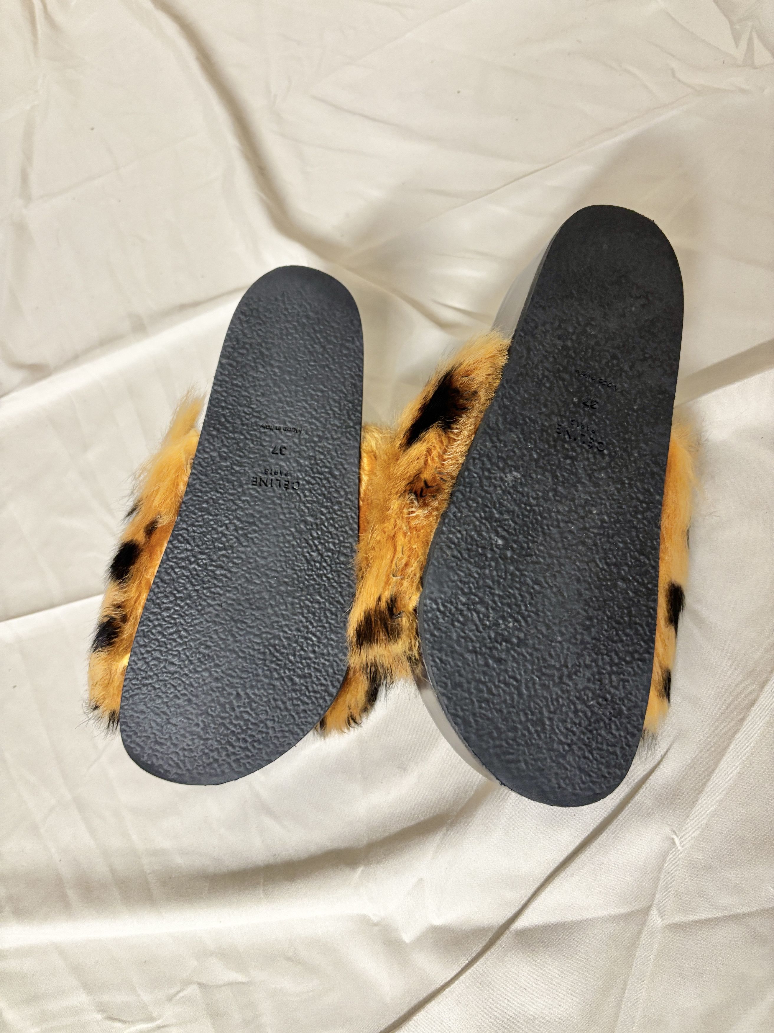 Celine Celine furry slides by Phoebe Philo - NIB sz 37 Size US 7 / IT 37 - 7 Thumbnail