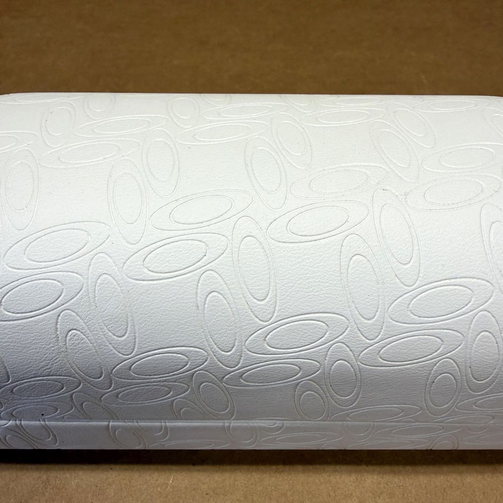 Oakley Oakley Glasses Case Mens White Hard Shell O Logo Sunglass Eyeglass Protective Size ONE SIZE - 3 Thumbnail