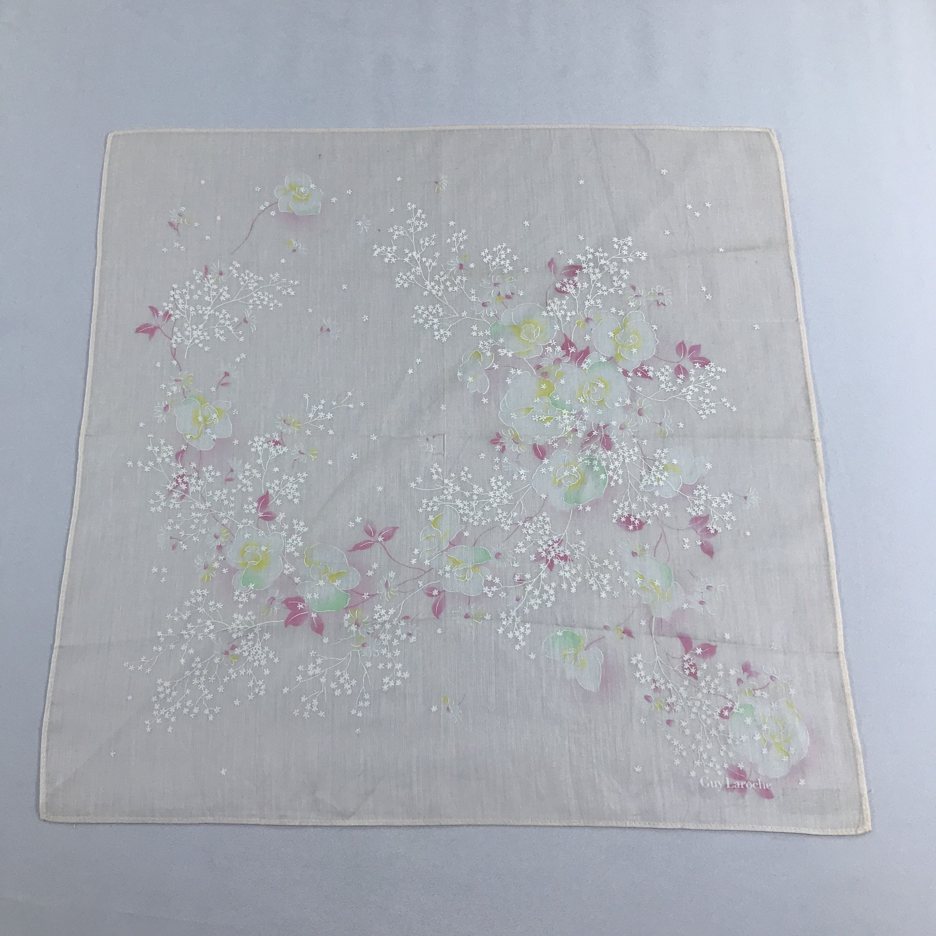 Guy Laroche Guy Laroche Handkerchief Neckerchief Bandana H1170 Size ONE SIZE - 2 Thumbnail