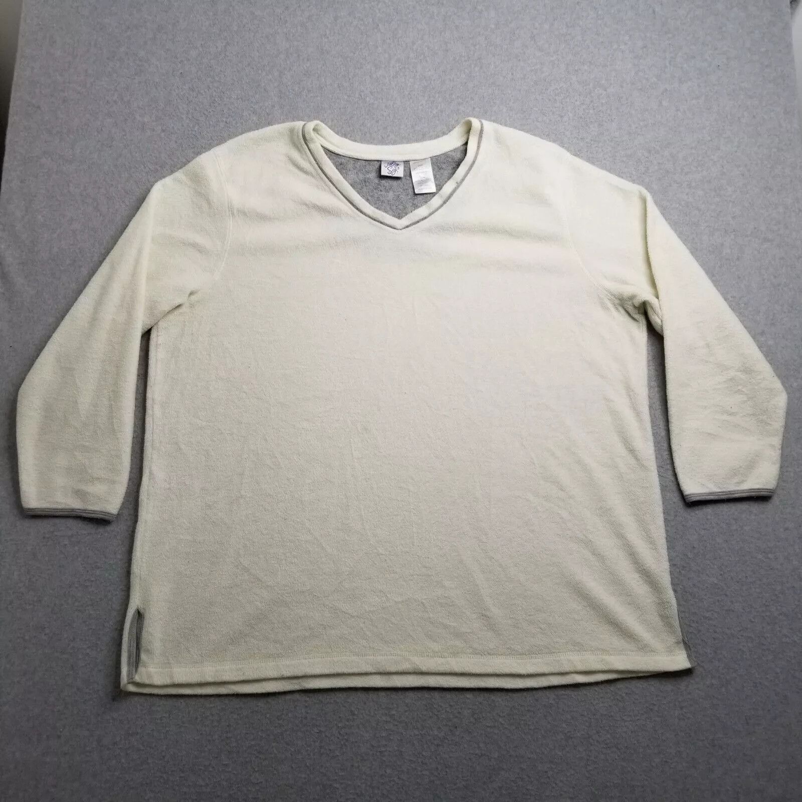 Other Just My Size Fleece Sweater Womens 3XL Pullover Sweatshirt Size 3XL / US 20-22 - 1 Thumbnail