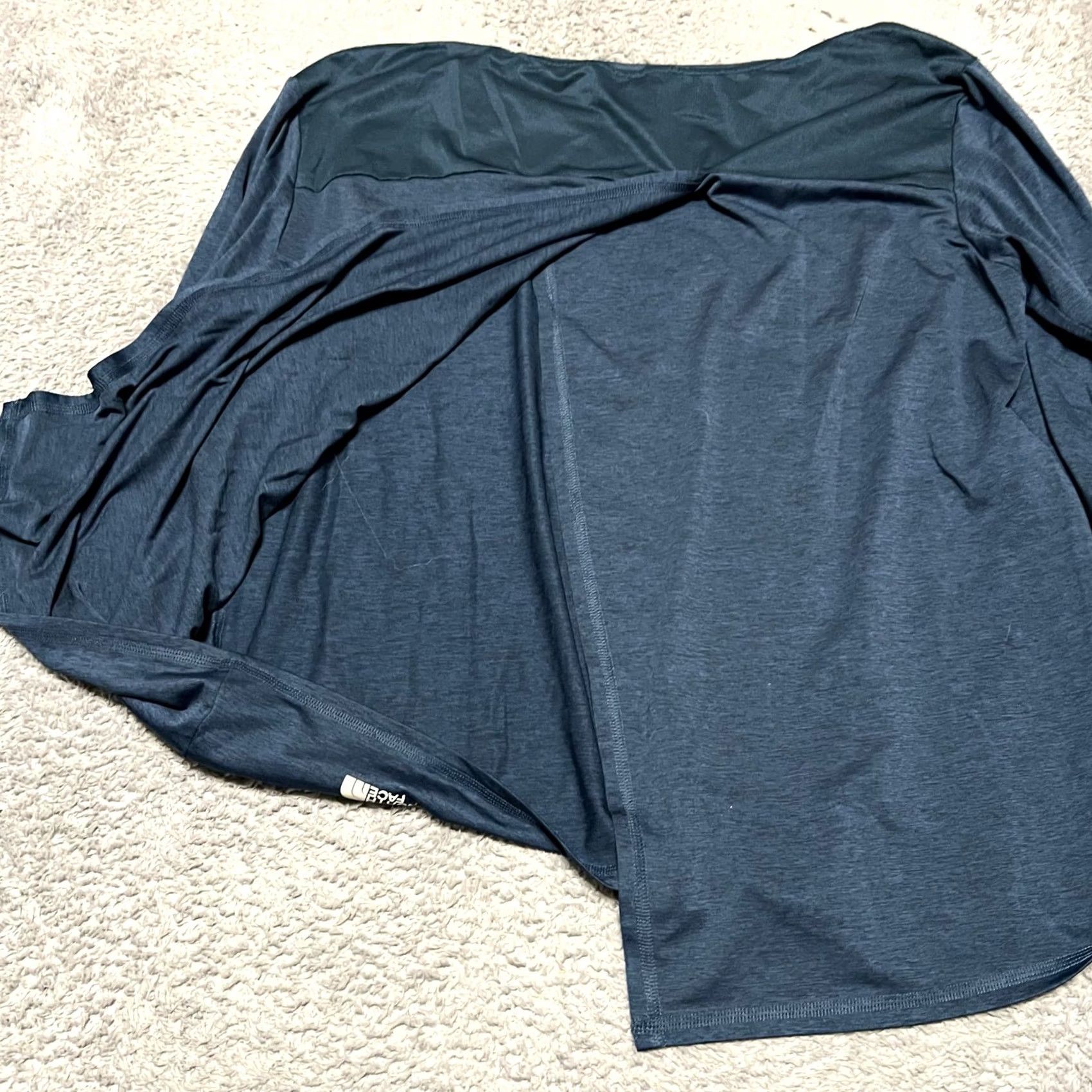 The North Face The North Face Shirt Womens XL Blue Back Vent Long Sleeve Hike Performance Women's XL Back Vent Shirt Size XL / US 12-14 / IT 48-50 - 4 Thumbnail