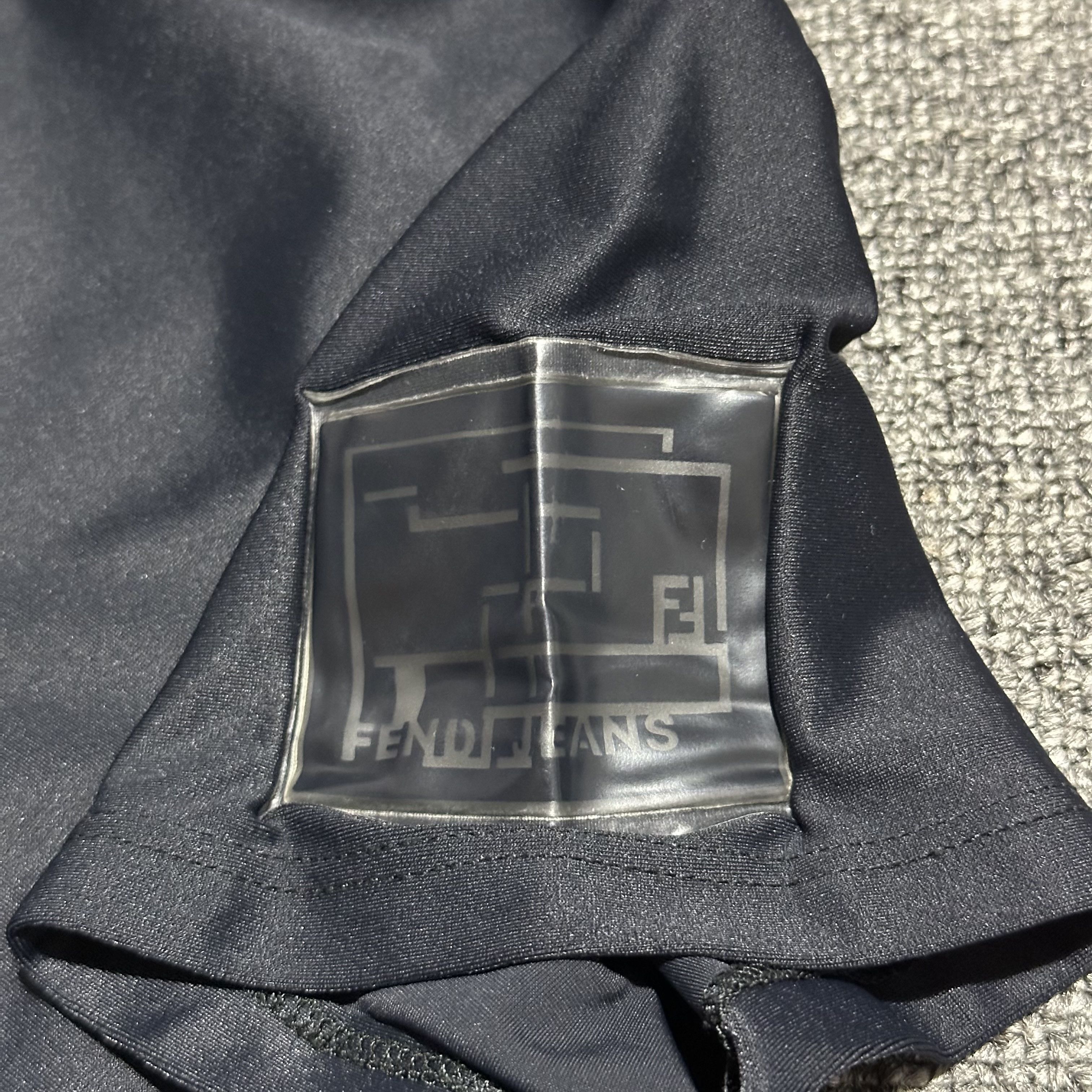 Fendi Fendi Tee Size XS / US 0-2 / IT 36-38 - 3 Thumbnail