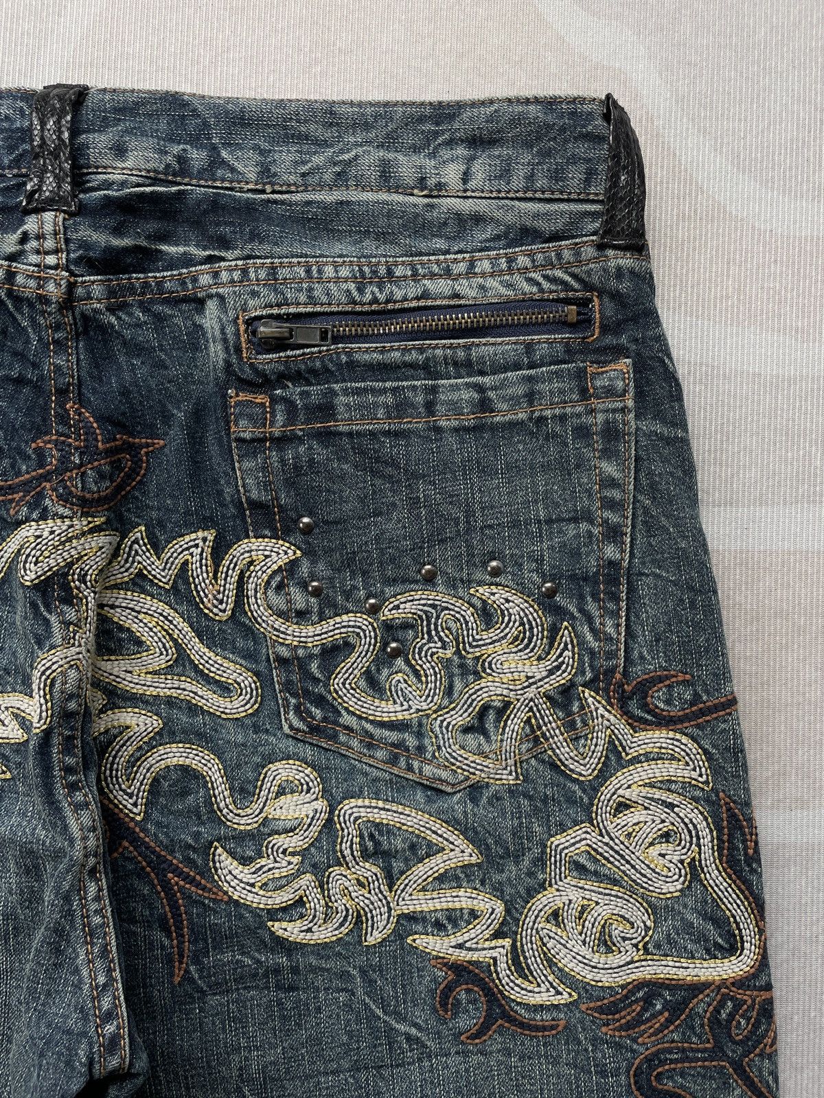 Japanese Brand Embroidery Jeans (LG105) Size US 36 / EU 52 - 8 Thumbnail