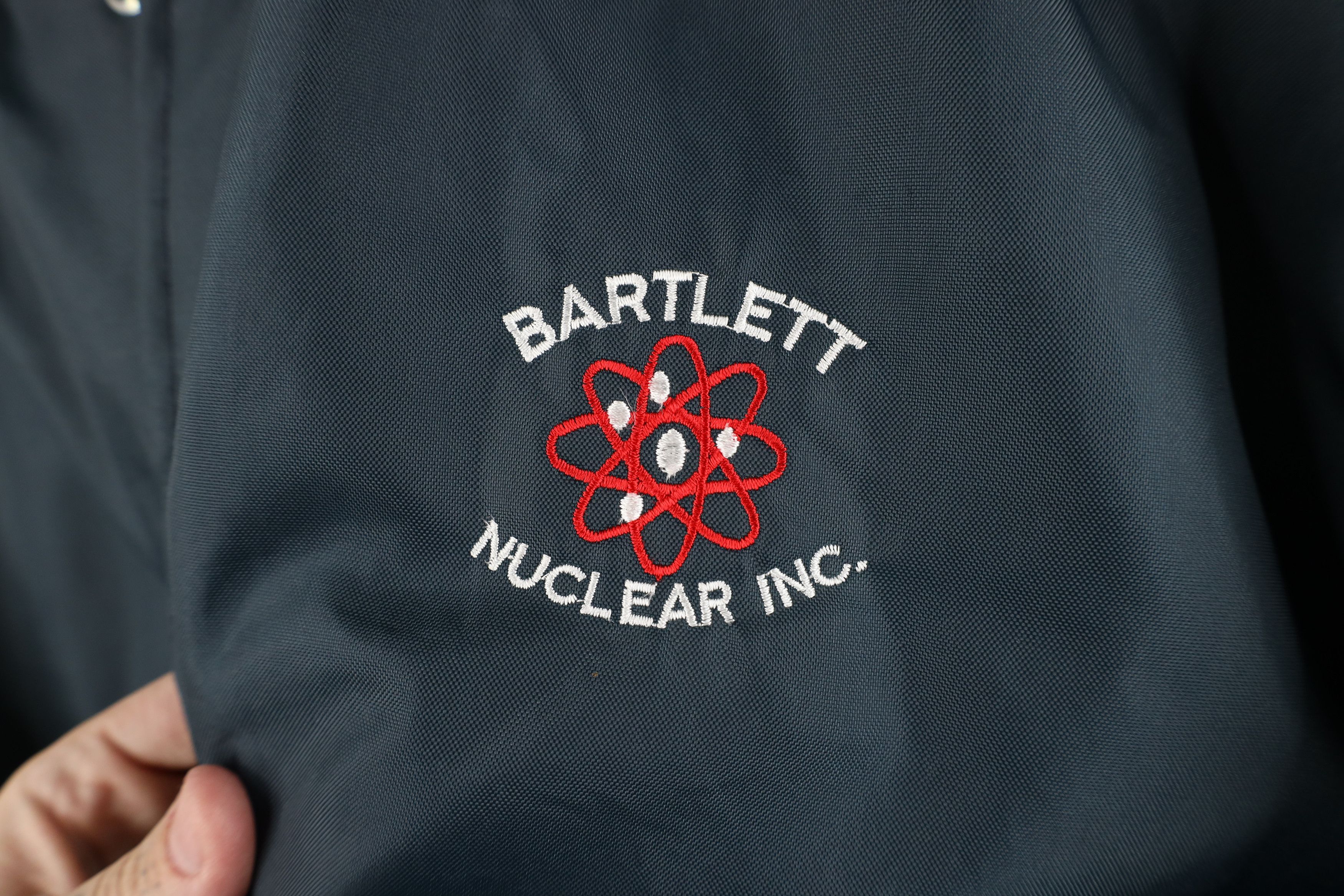 Vintage Vintage 80s Bartlett Nuclear Inc Satin Bomber Jacket USA Size US L / EU 52-54 / 3 - 4 Thumbnail