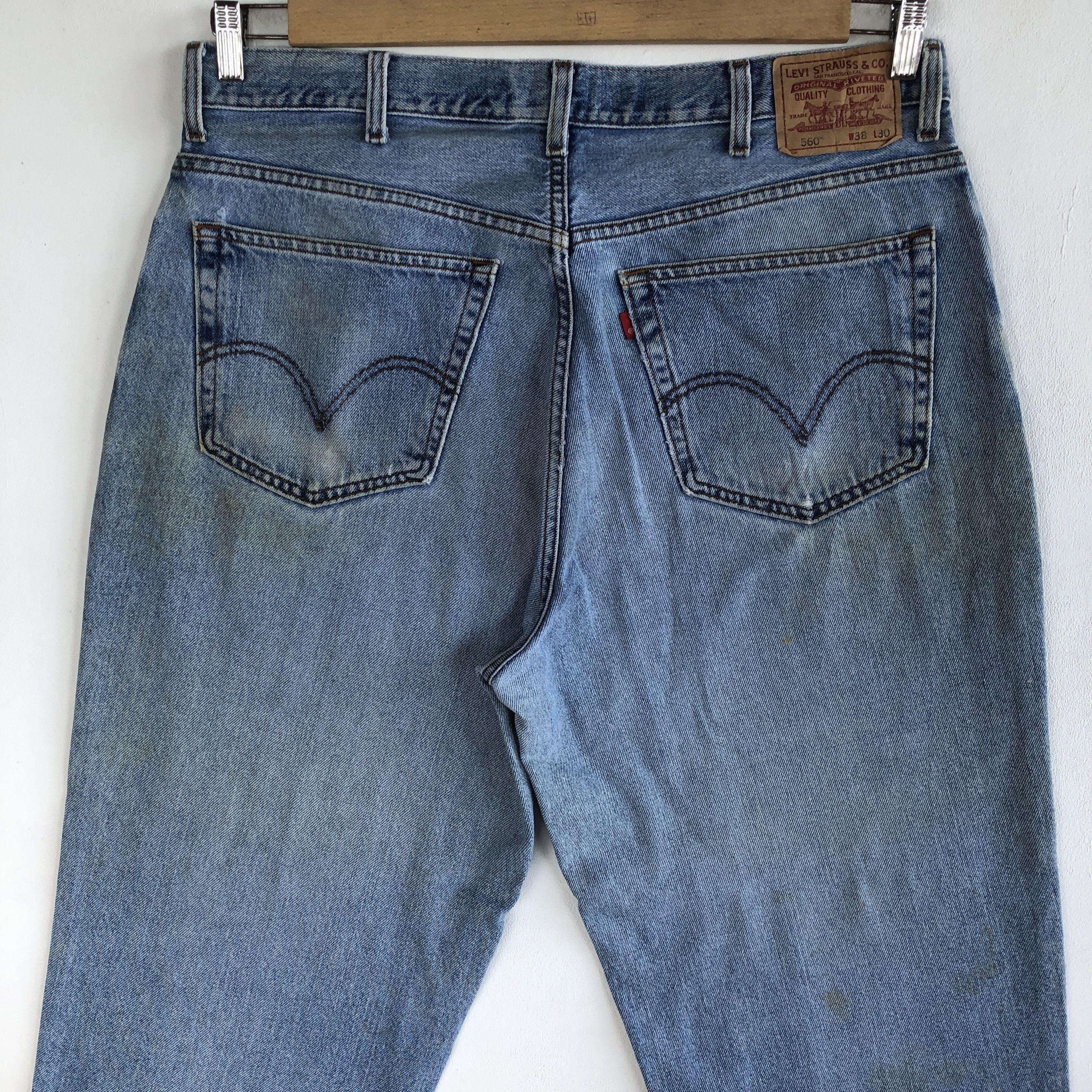 Levi's Vintage Levis 560 Baggy Jeans Levi's Faded Light Wash Denim Size US 36 / EU 52 - 4 Thumbnail