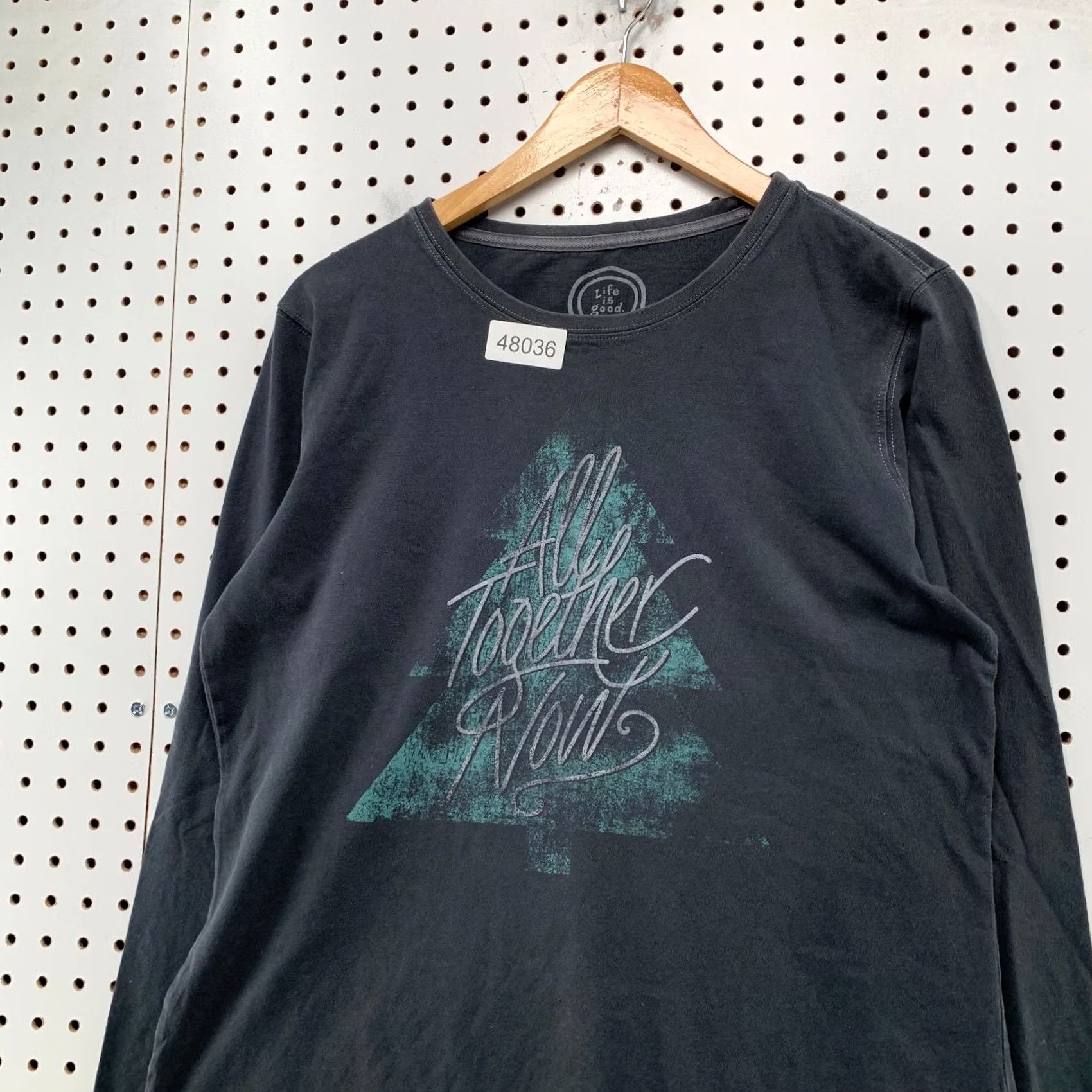 Life is Good Life Is Good All Together Tree Shirt Womens L Long Sleeve Black Crew Neck T-Shirt Casual Womens, 100% Cotton, Classic Fit Size L / US 10 / IT 46 - 6 Thumbnail