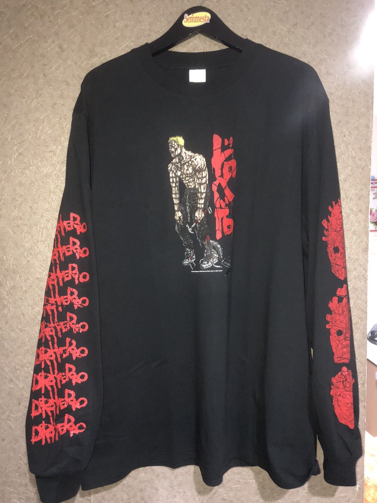 image of Anima x Cartoon Network Dorohedoro Anime Vol.18 Cover Comic Book “Shin” Long sleeve Tee in Black (S