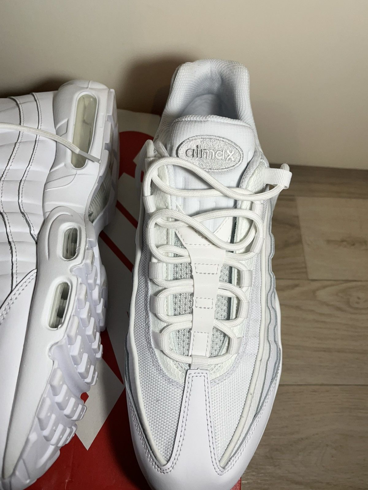 Nike Nike air max 95s white uk 11.5 Size US 14 / EU 47 - 2 Thumbnail