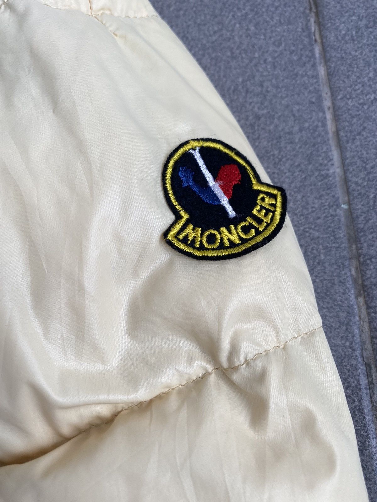 Moncler × Vintage Vintage Moncler Irreversible Puffer Jacket Size US L / EU 52-54 / 3 - 7 Thumbnail