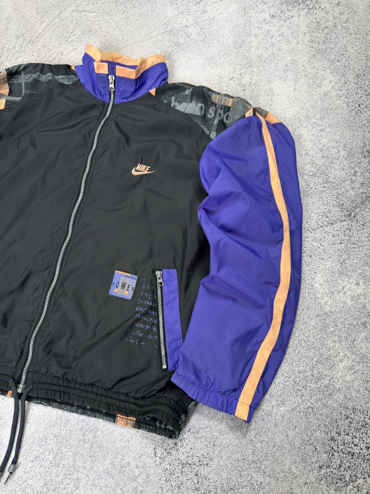 Nike RARE 90s Nike International Graphic Print Nylon Track Jacket Size US XL / EU 56 / 4 - 3 Thumbnail