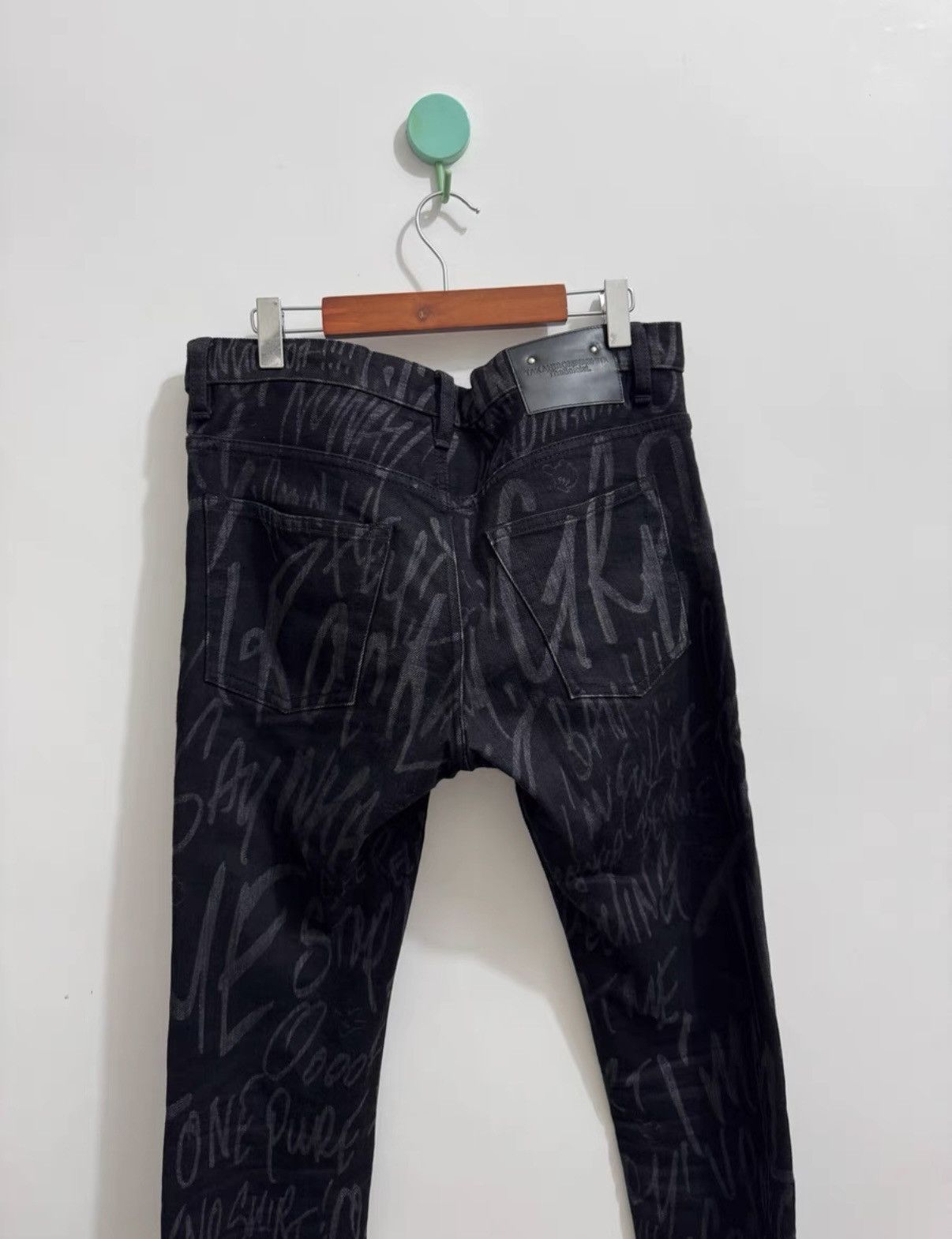 Takahiromiyashita The Soloist. TAKAHIROMIYASHITA THE SOLOIST takahiro miyashita jeans Size US 31 - 5 Thumbnail